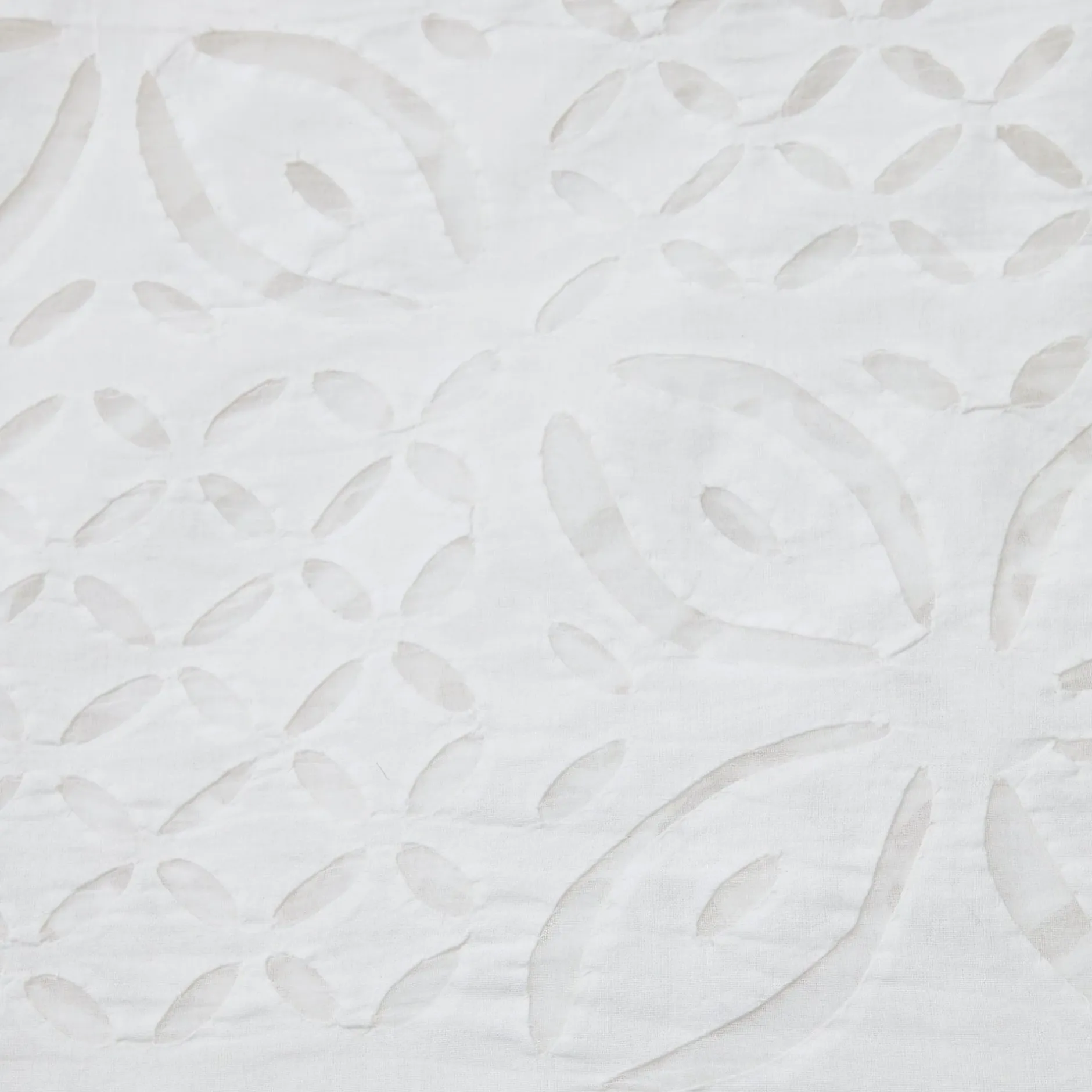 Sale Mrs. Alice Applique White Tablecloth