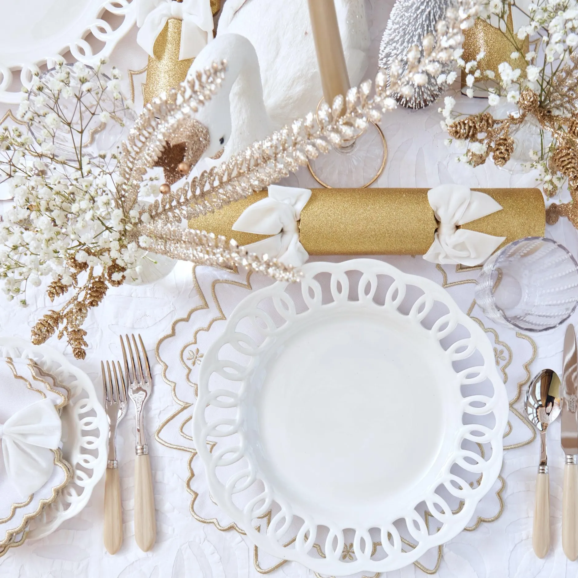 Sale Mrs. Alice Applique White Tablecloth