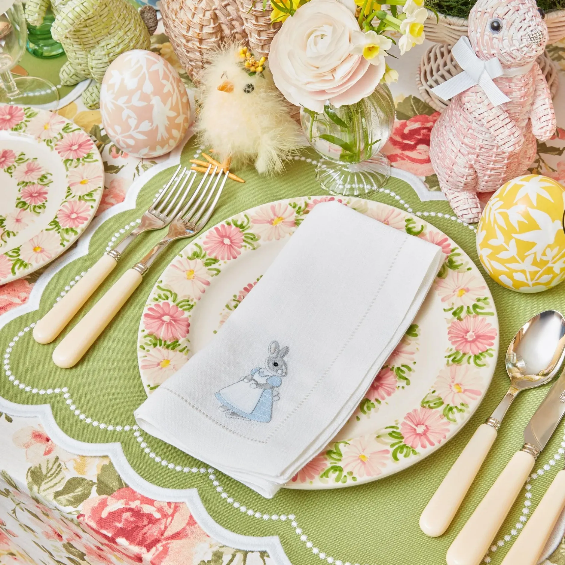 Discount Mrs. Alice Assorted White Linen Rabbit Napkins (Set Of 4)