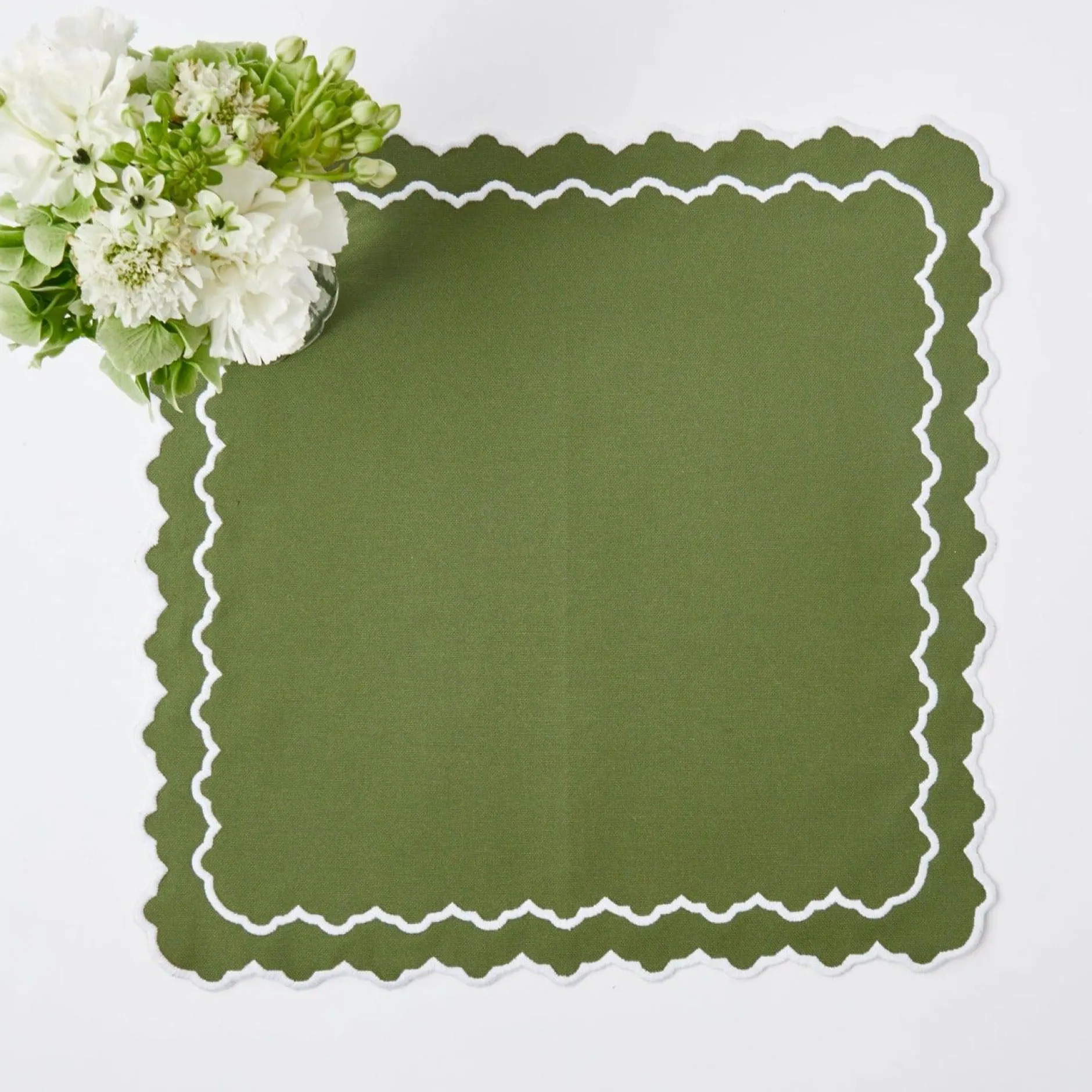 New Mrs. Alice Beatrice Forest Green Napkins (Set Of 4)