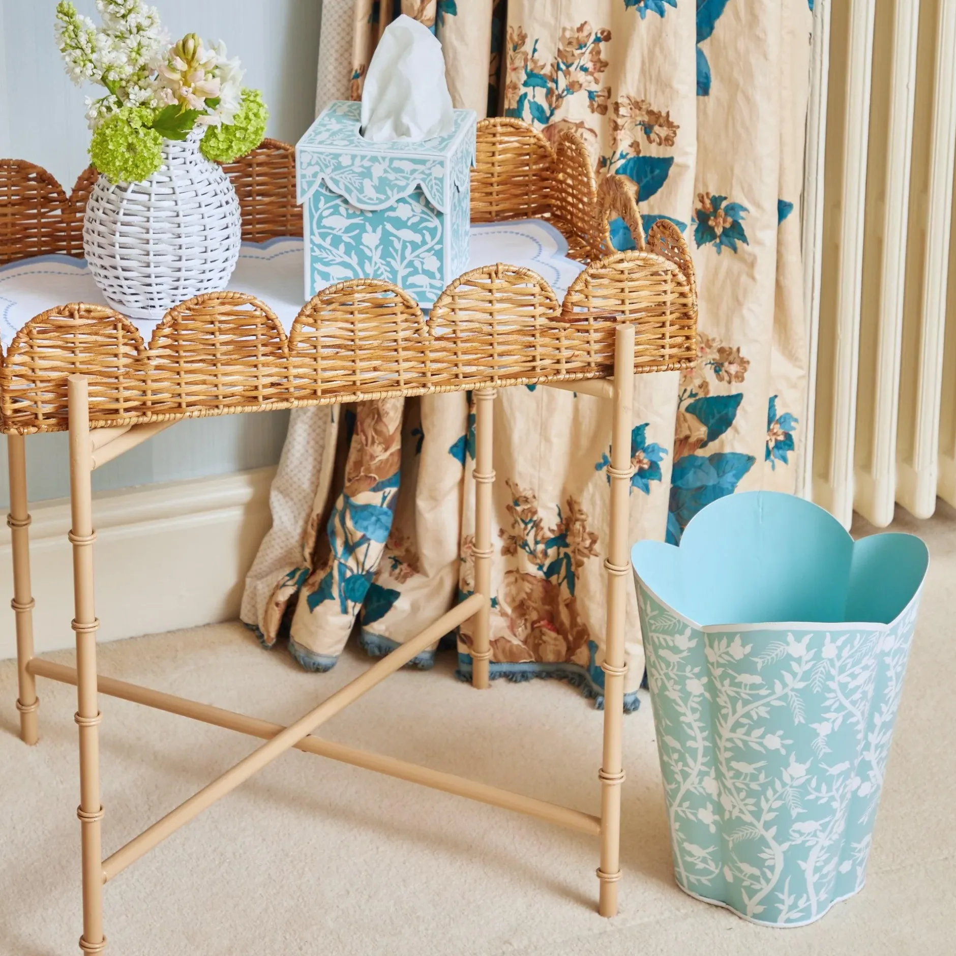 Discount Mrs. Alice Blue Floral Toleware Set