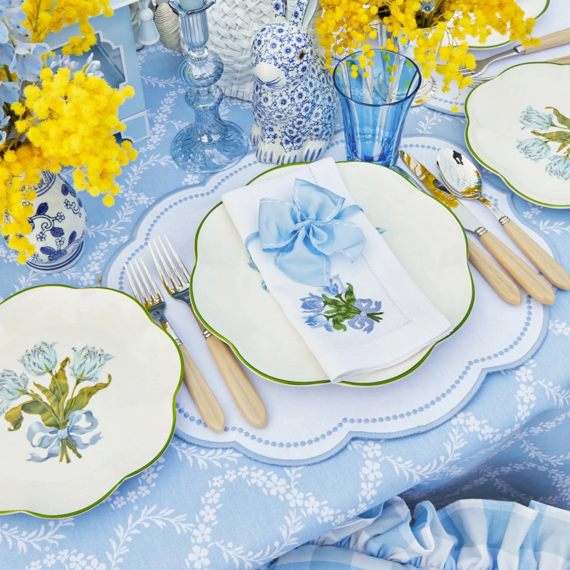 New Mrs. Alice Blue Garland Tablecloth