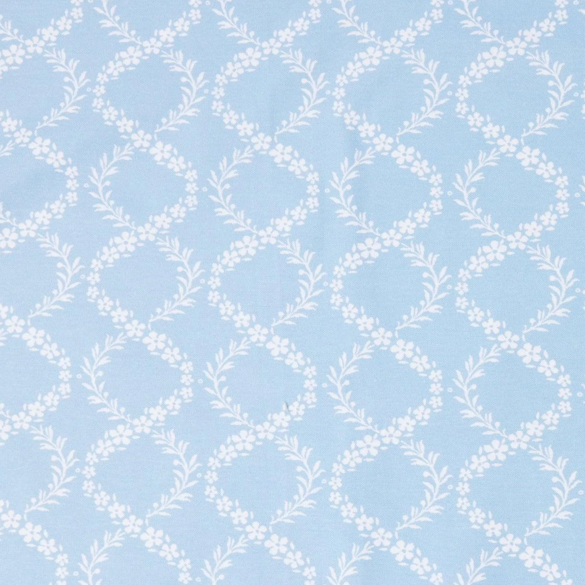 New Mrs. Alice Blue Garland Tablecloth