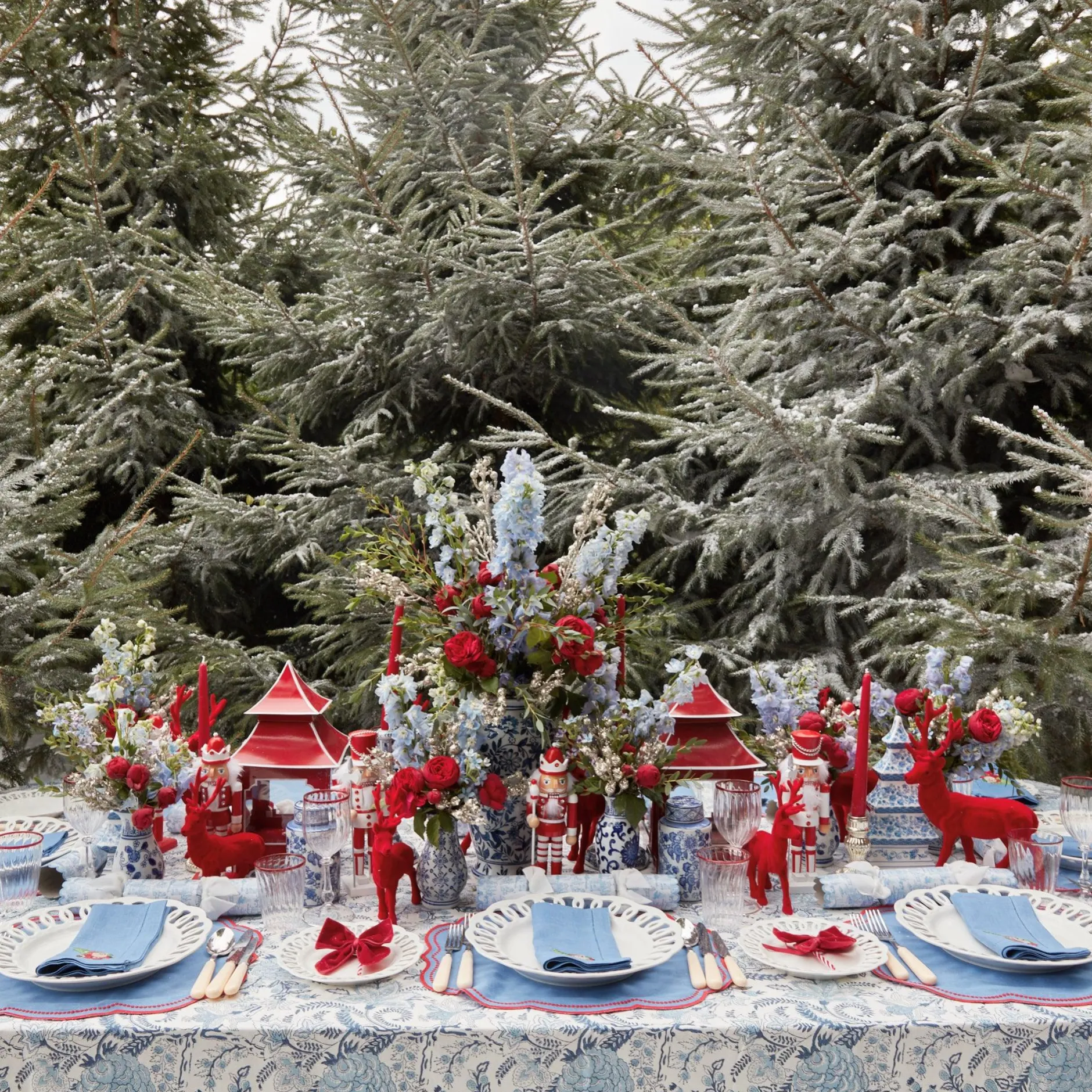 Discount Mrs. Alice Blue Hand Embroidered Father Christmas Napkins (Set Of 4)