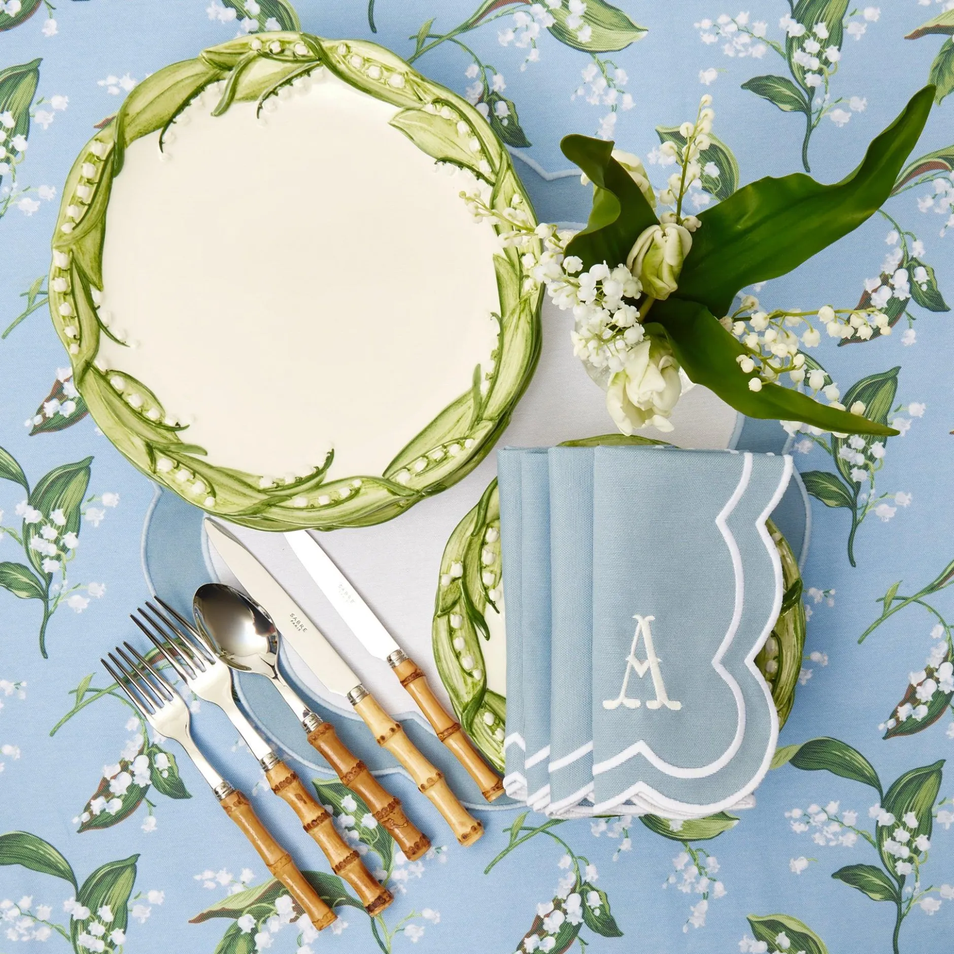 Hot Mrs. Alice Blue Lily Of The Valley Tablecloth