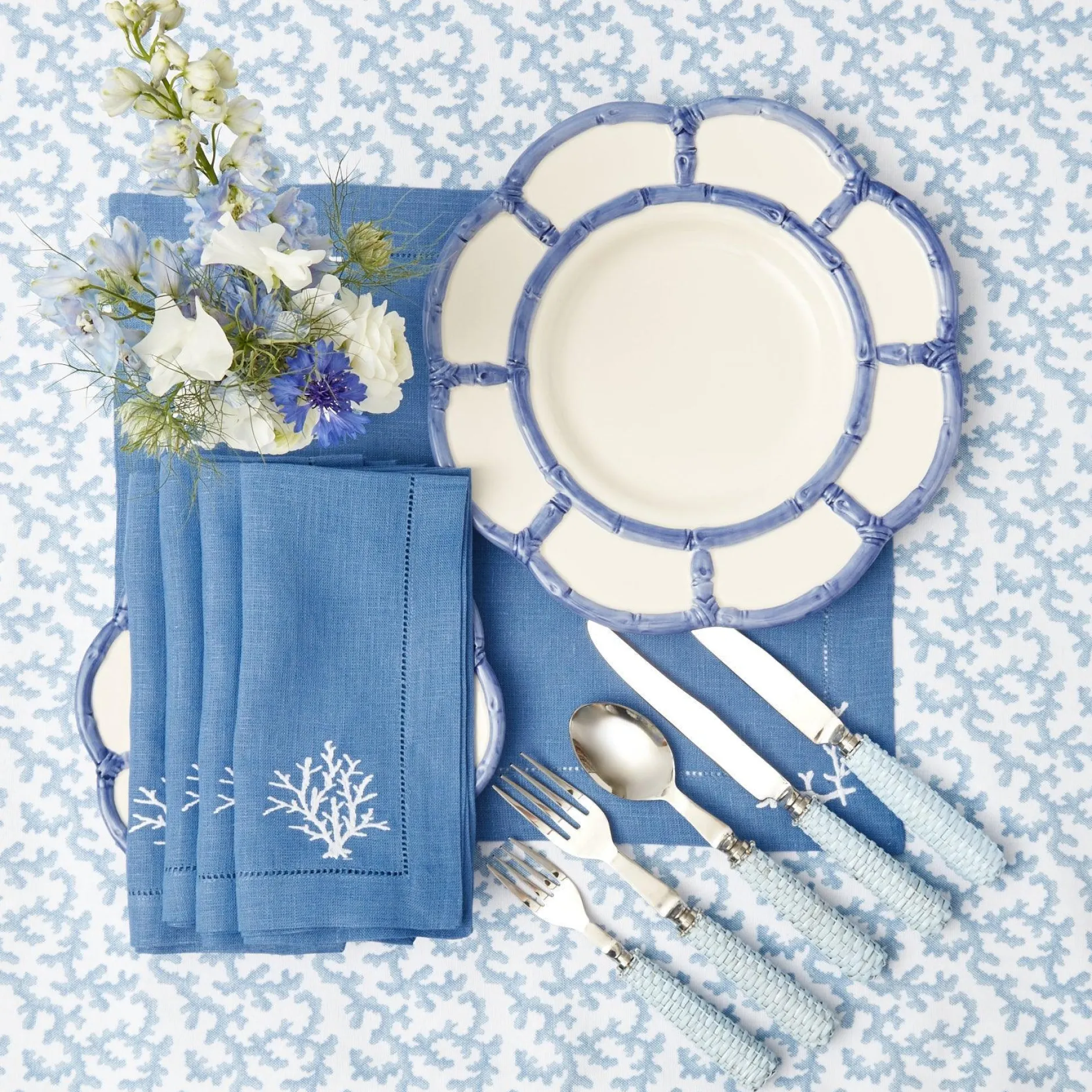 Discount Mrs. Alice Blue Petal Bamboo Dinner Plate
