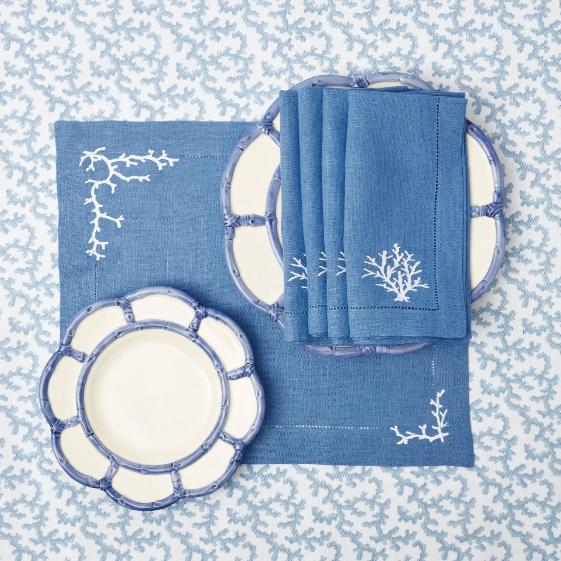 New Mrs. Alice Blue Petal Bamboo Starter Plate (Set Of 4)