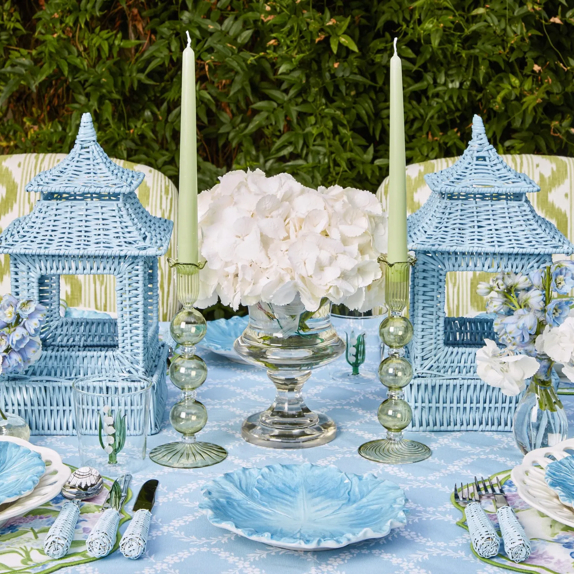 Best Mrs. Alice Blue Rattan Pagoda Lantern Set