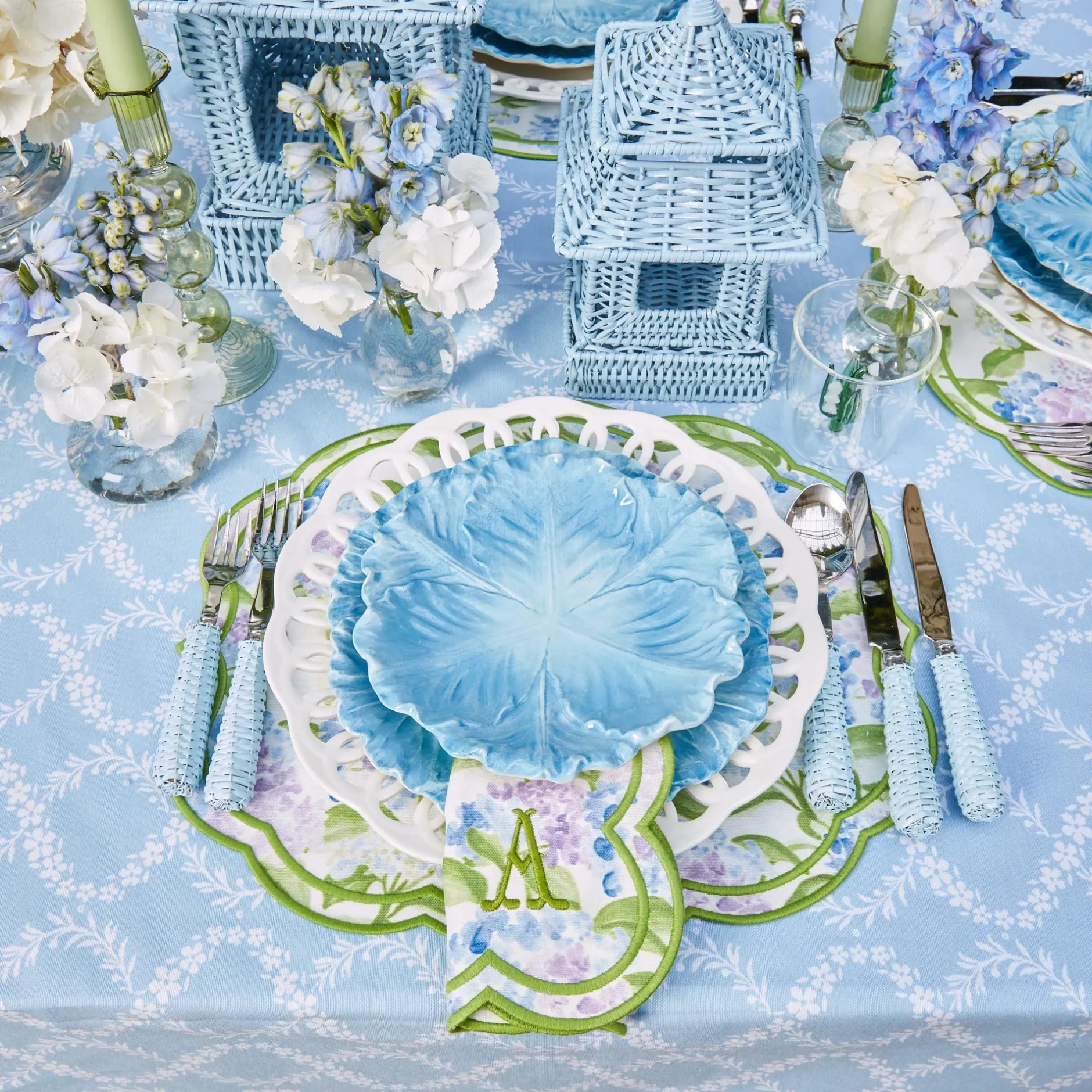 Mrs. Alice Camilla Hydrangea Placemats (Set Of 4)