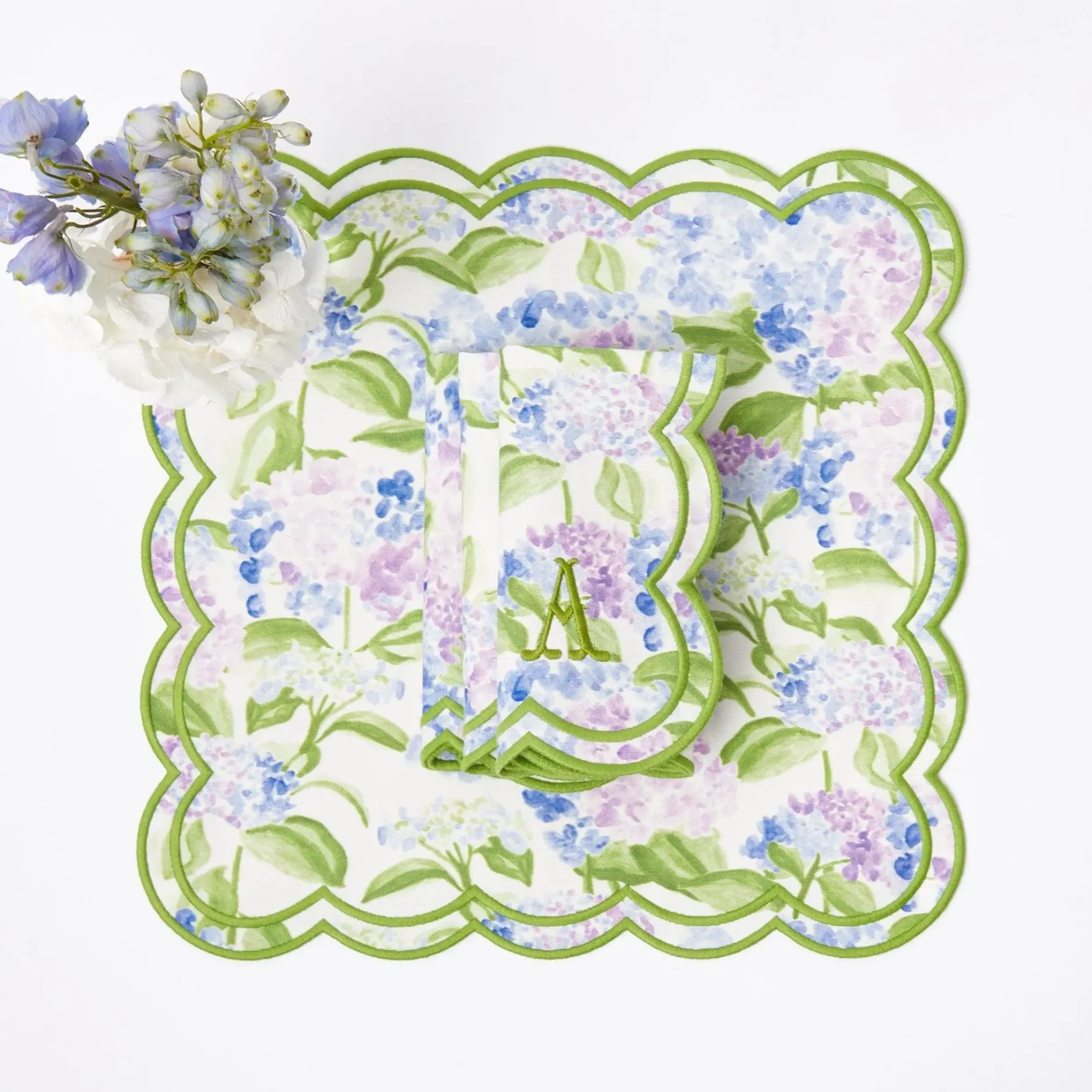Mrs. Alice Camilla Hydrangea Placemats & Napkins (Set Of 4)