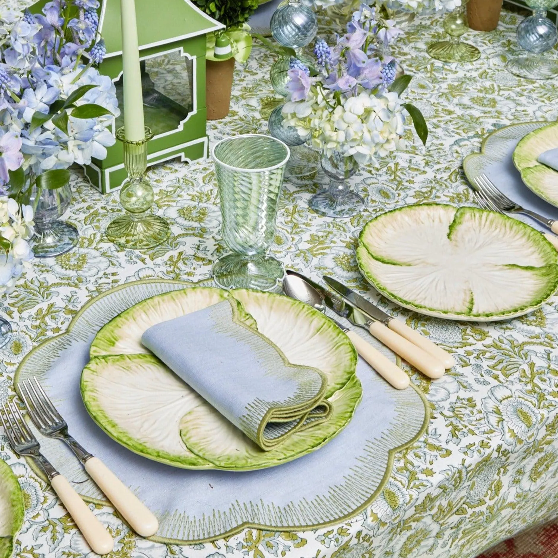 Clearance Mrs. Alice Capri Lettuce Dinner & Starter Plate (Set Of 8)