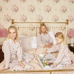 Hot Mrs. Alice Children's Pink Bouquet Dressing Gown