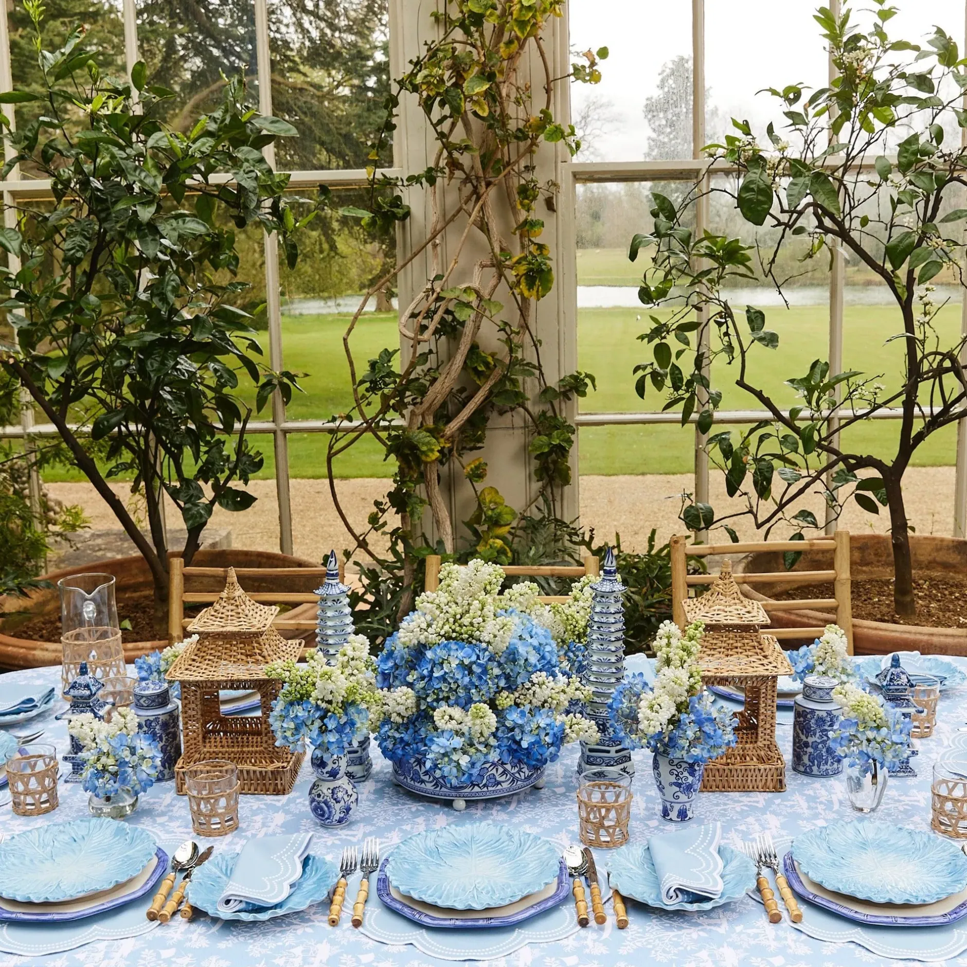 Discount Mrs. Alice Chinoiserie Porcelain Pagoda