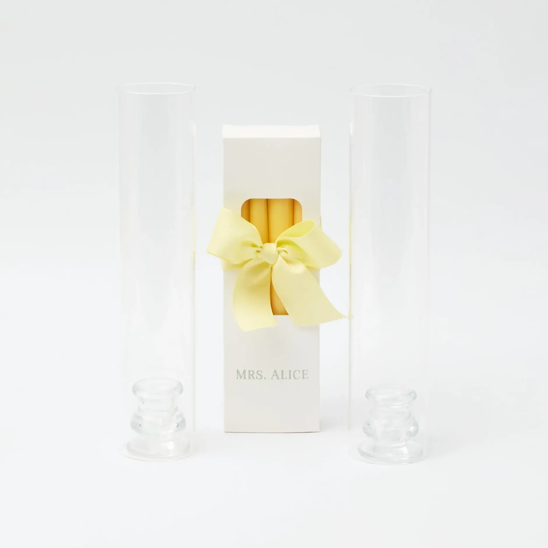 Hot Mrs. Alice Claudia Hurricane Candle Set