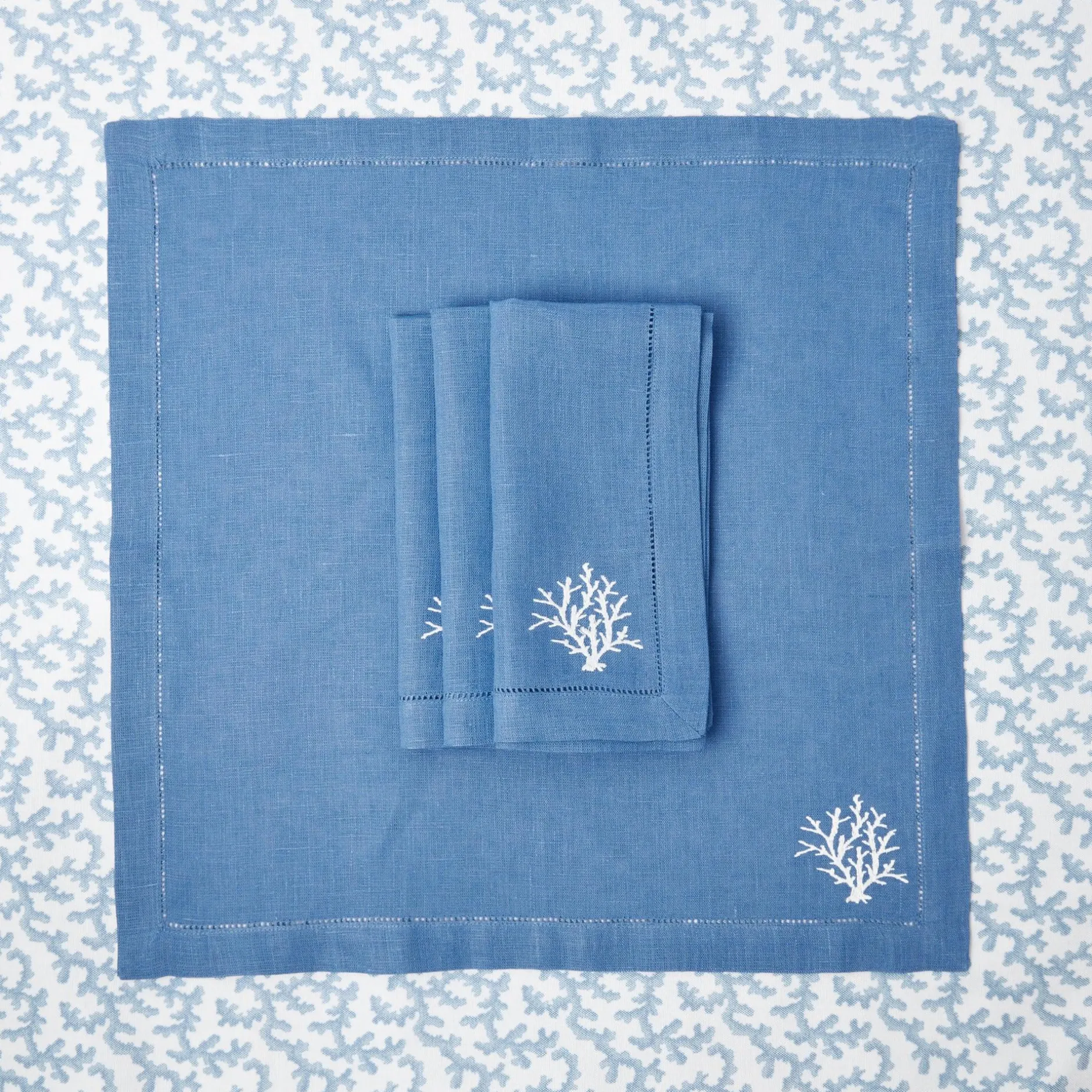 New Mrs. Alice Coral Blue Linen Napkins (Set Of 4)