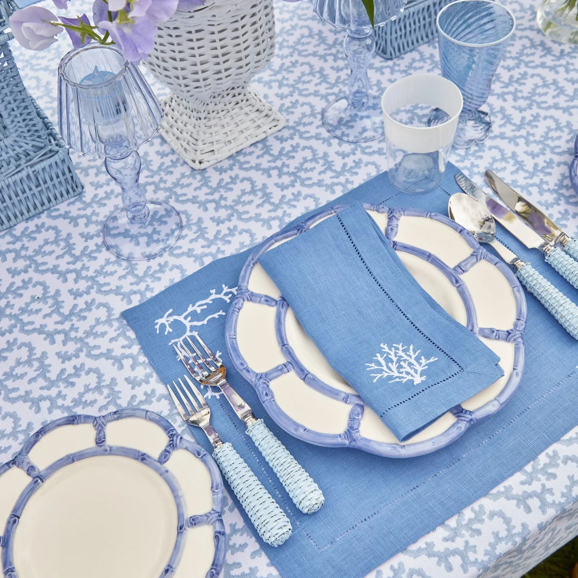 Discount Mrs. Alice Coral Blue Linen Placemats (Set Of 4)