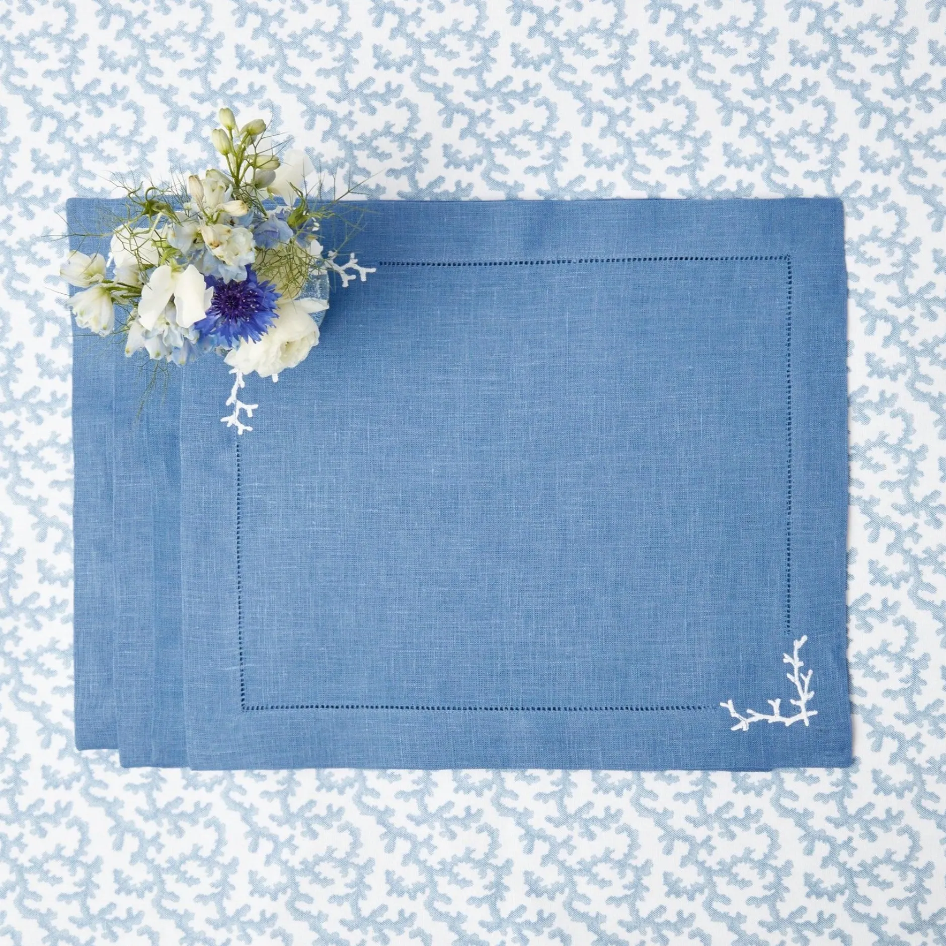 Discount Mrs. Alice Coral Blue Linen Placemats (Set Of 4)