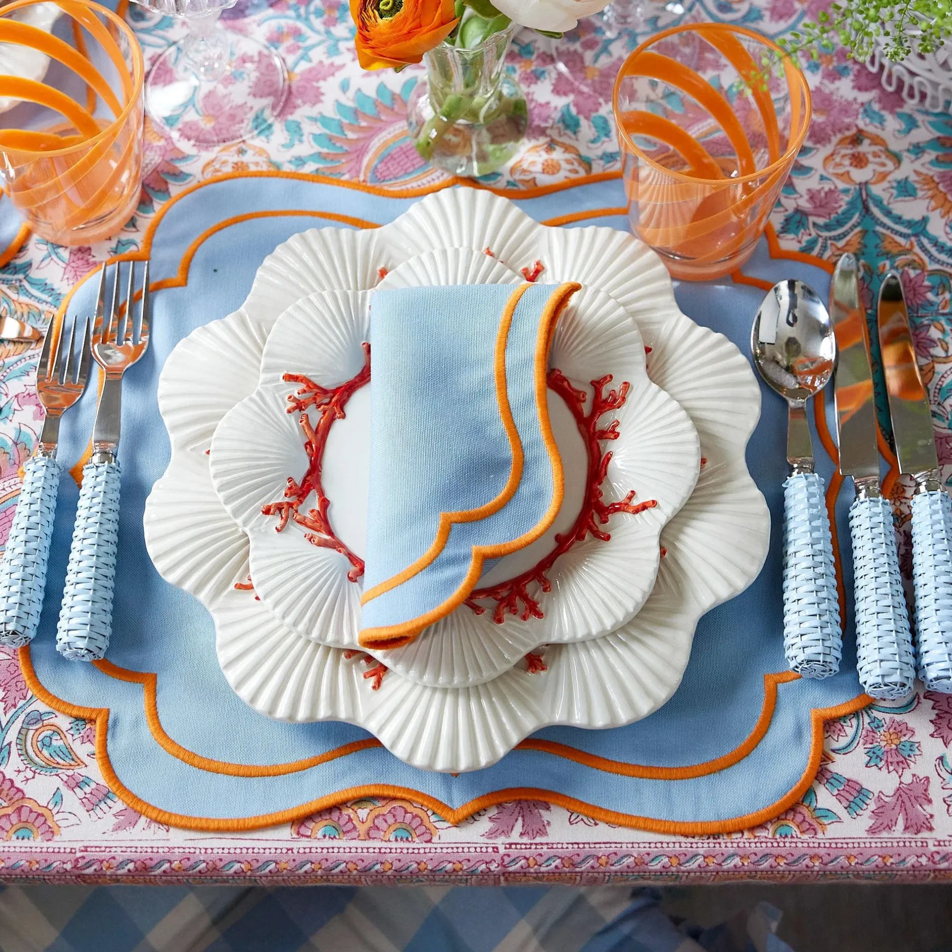 Mrs. Alice Coral Dinner & Starter Plates (Set Of 8)