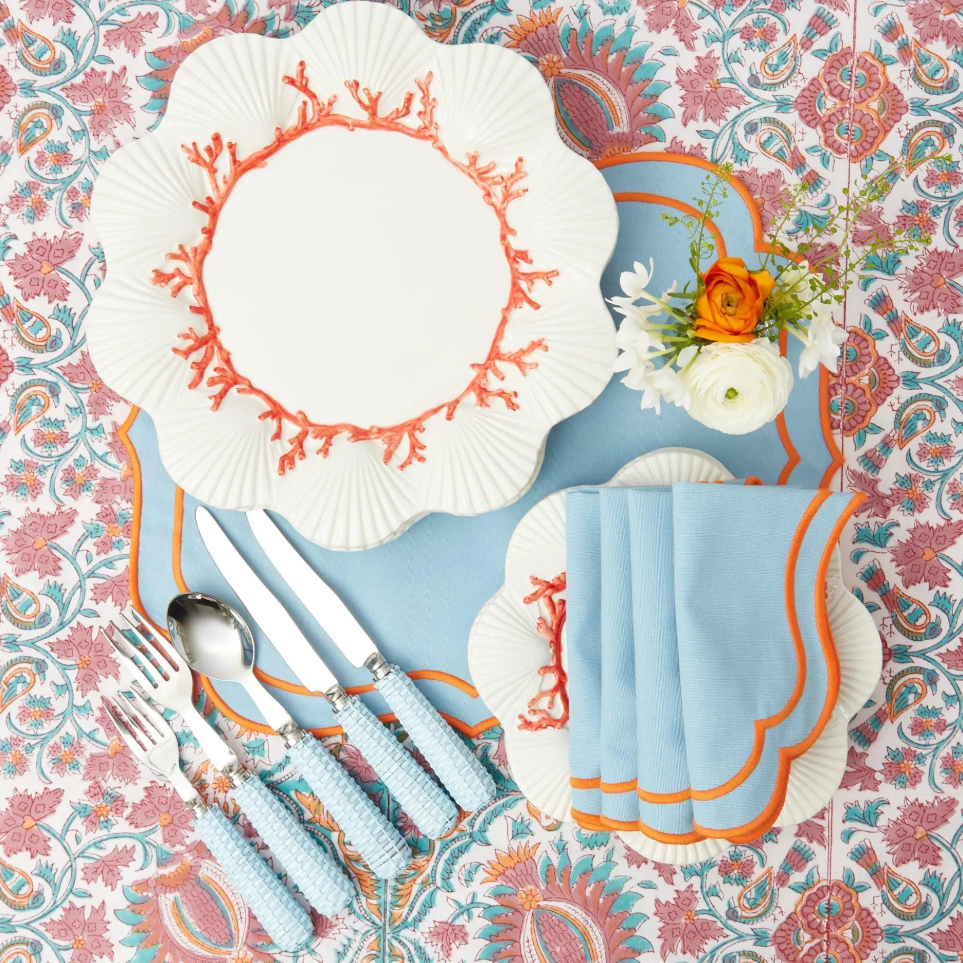 Hot Mrs. Alice Coral Dinner Plates (Set Of 4)