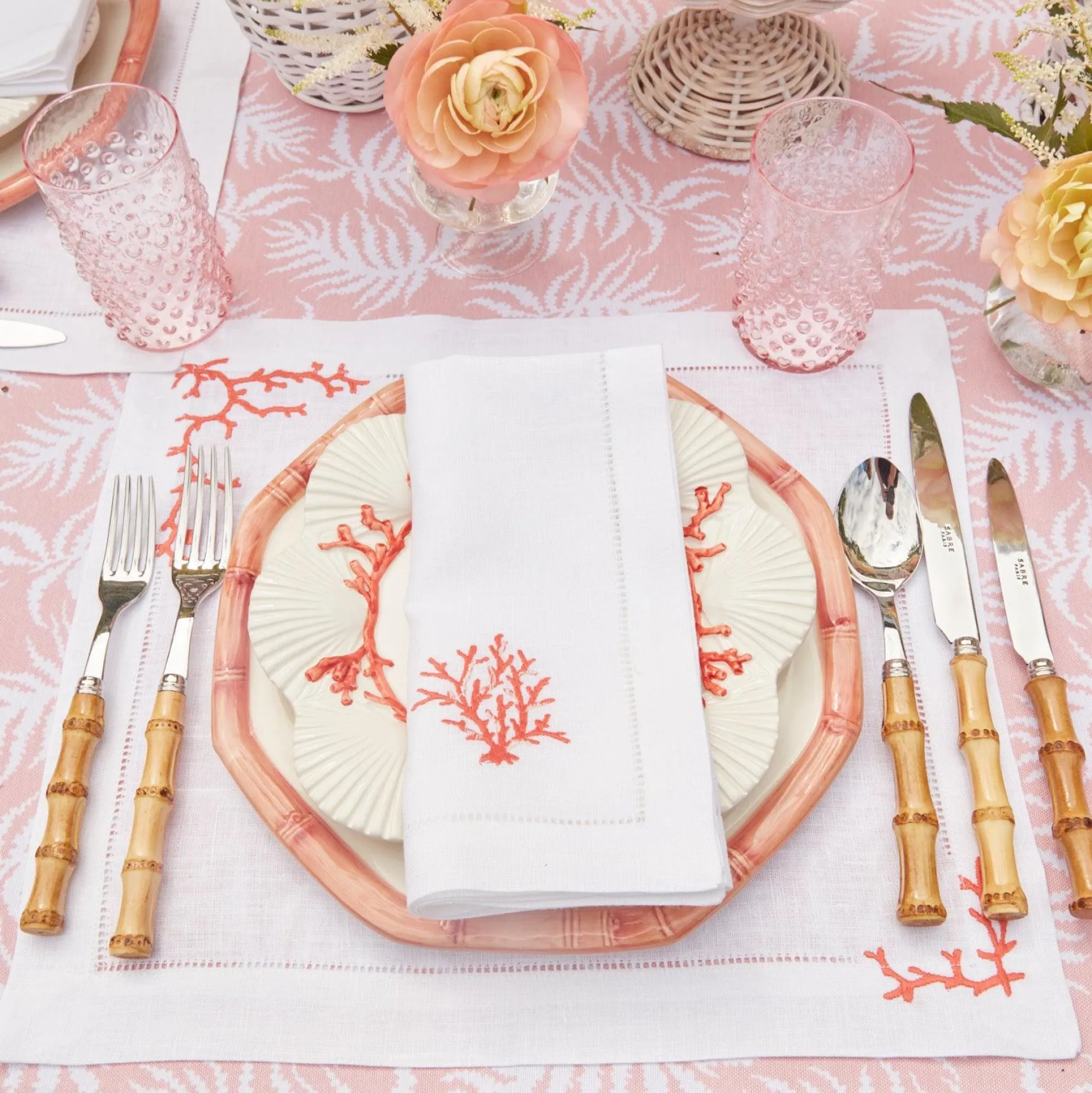 Clearance Mrs. Alice Coral Linen Placemats & Napkins (Set Of 4)