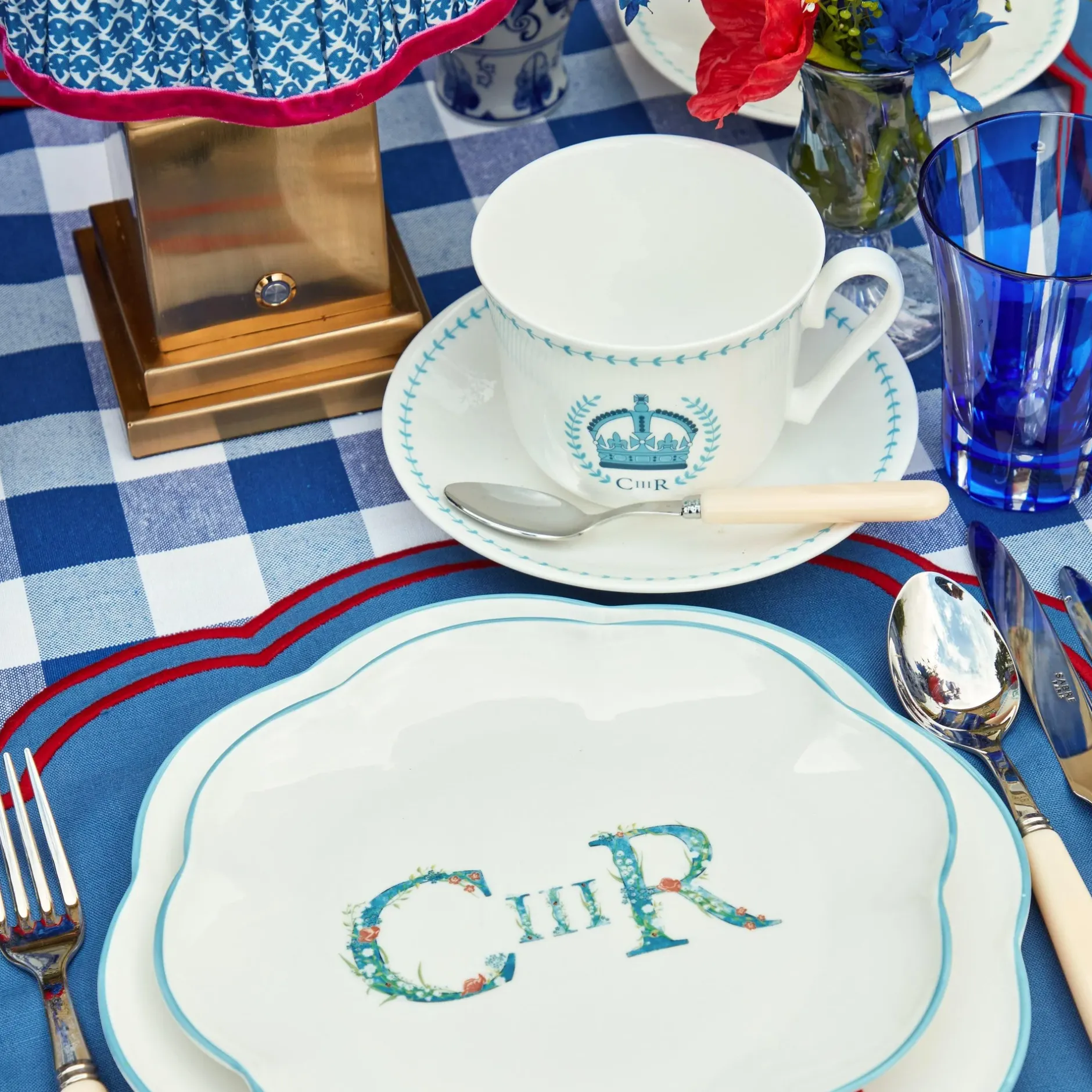 Online Mrs. Alice Coronation Breakfast Cup & Saucer (Set Of 4)