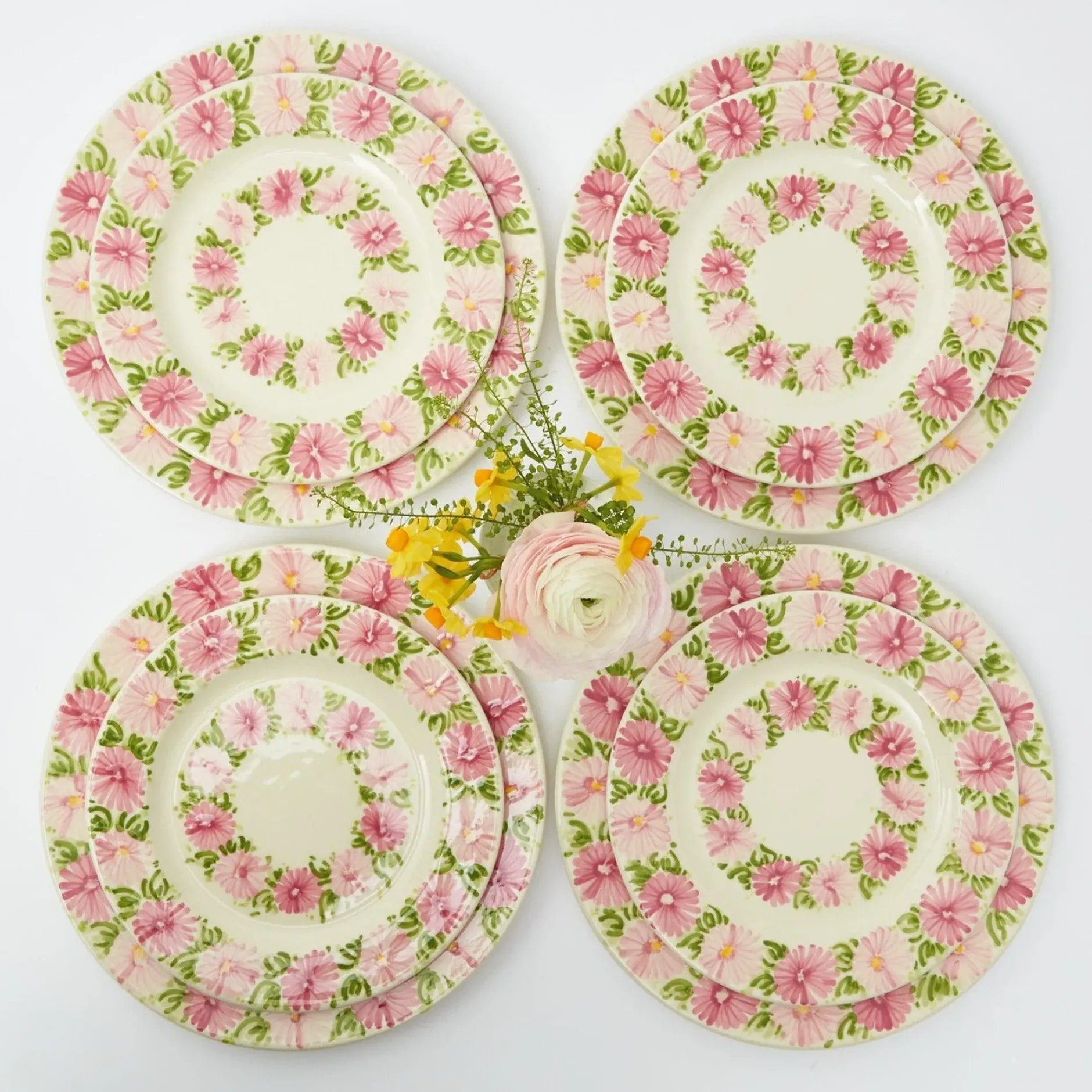Online Mrs. Alice Dahlia Garland Dinner & Starter Plates (Set Of 8)