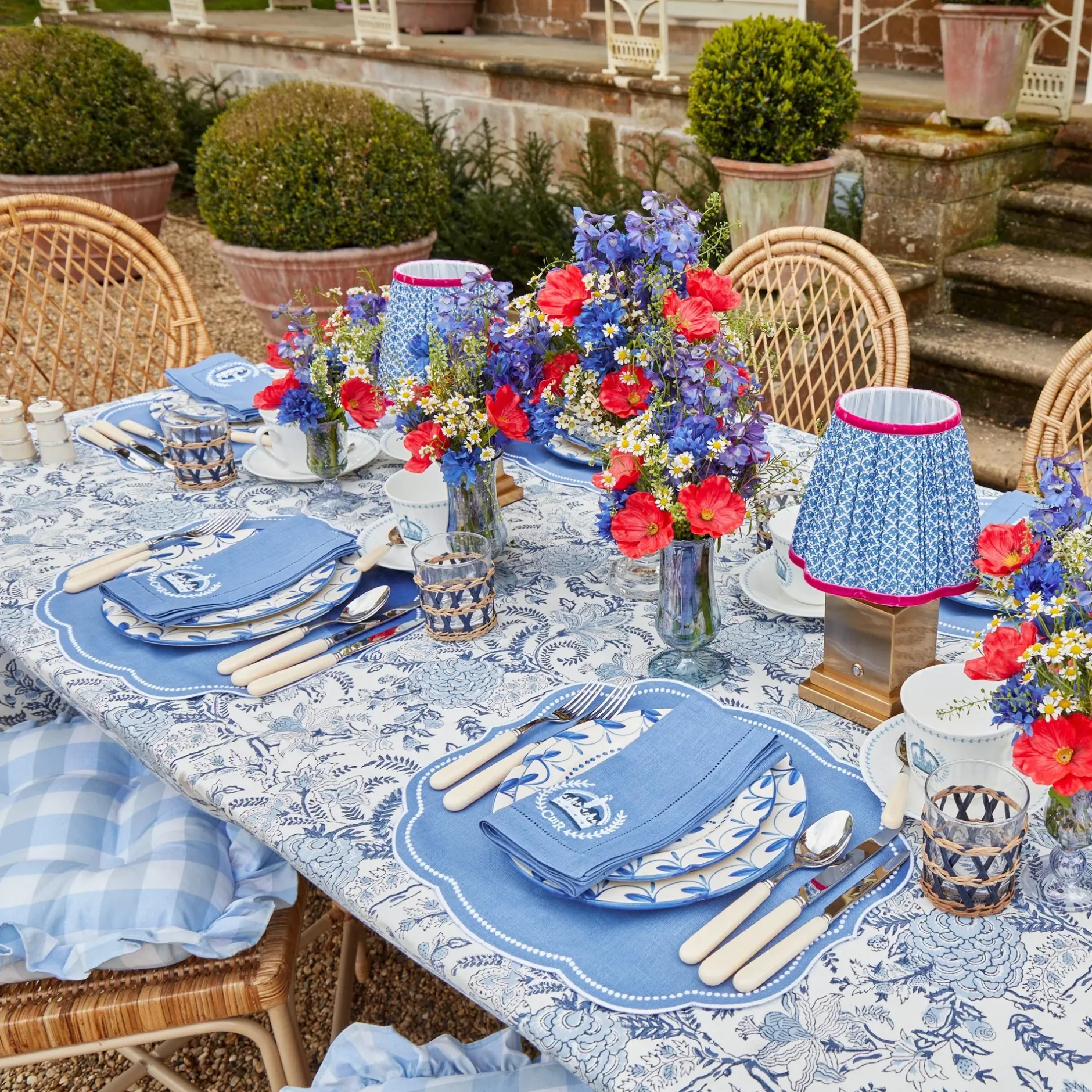 Online Mrs. Alice Eloise Blue Placemats & Coronation Napkins (Set Of 4)