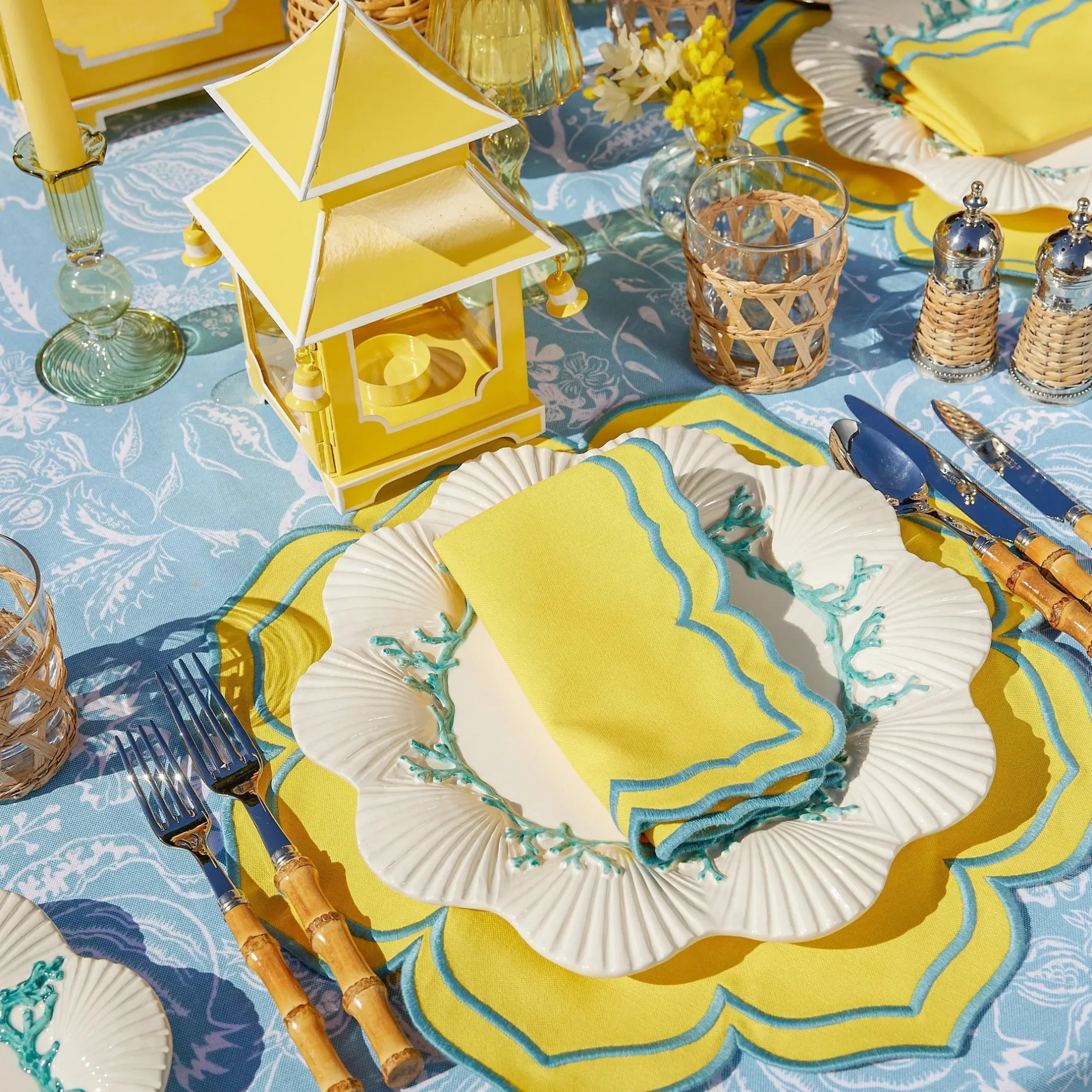 Hot Mrs. Alice Fleur Yellow Napkins (Set Of 4)