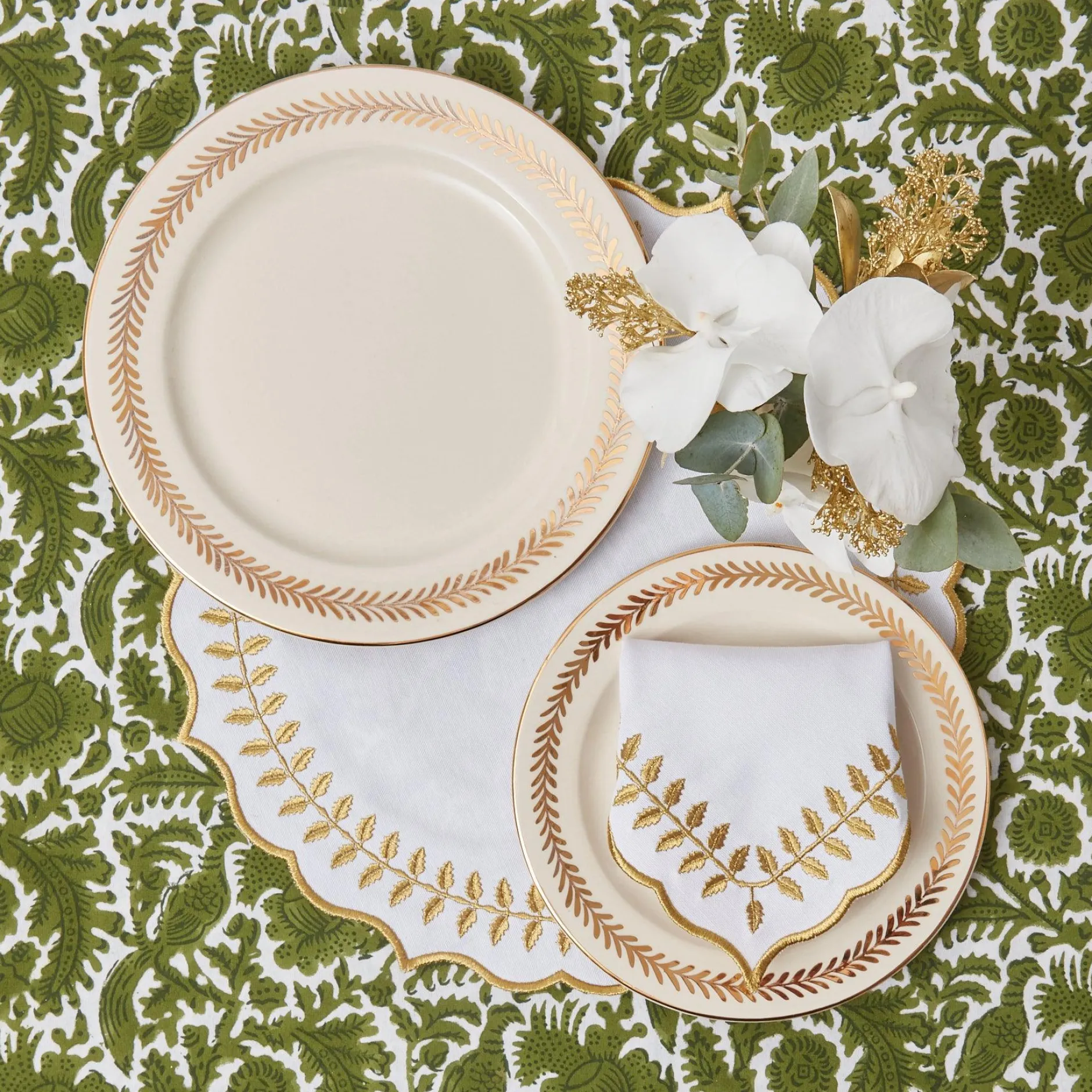 Hot Mrs. Alice Gold Garland Dinner Plates (Set Of 4)