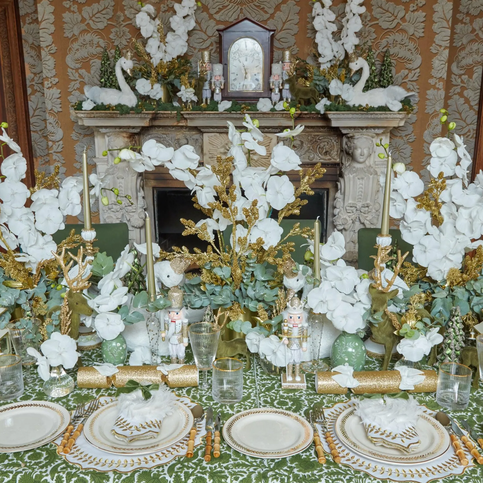 Mrs. Alice Gold Garland Starter Plates (Set Of 4)