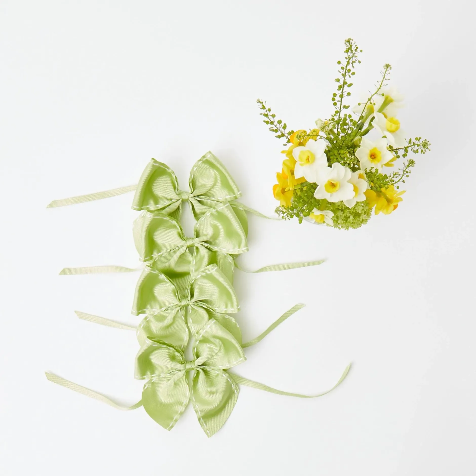 New Mrs. Alice Green Saddle Stitch Napkin Bows (Set Of 4)
