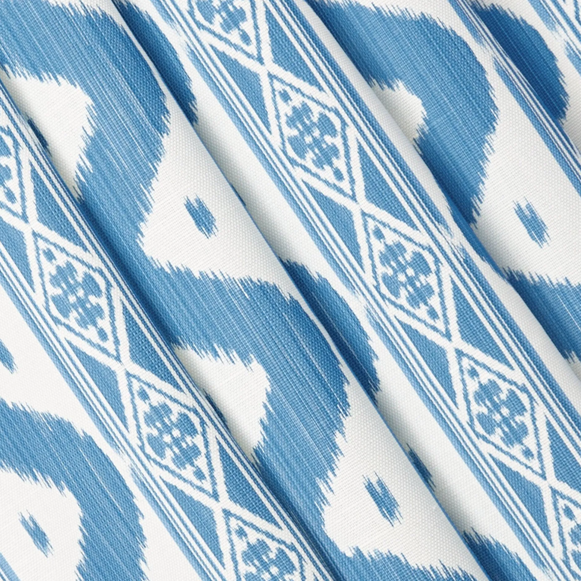 Outlet Mrs. Alice Ikat Stripe Fabric