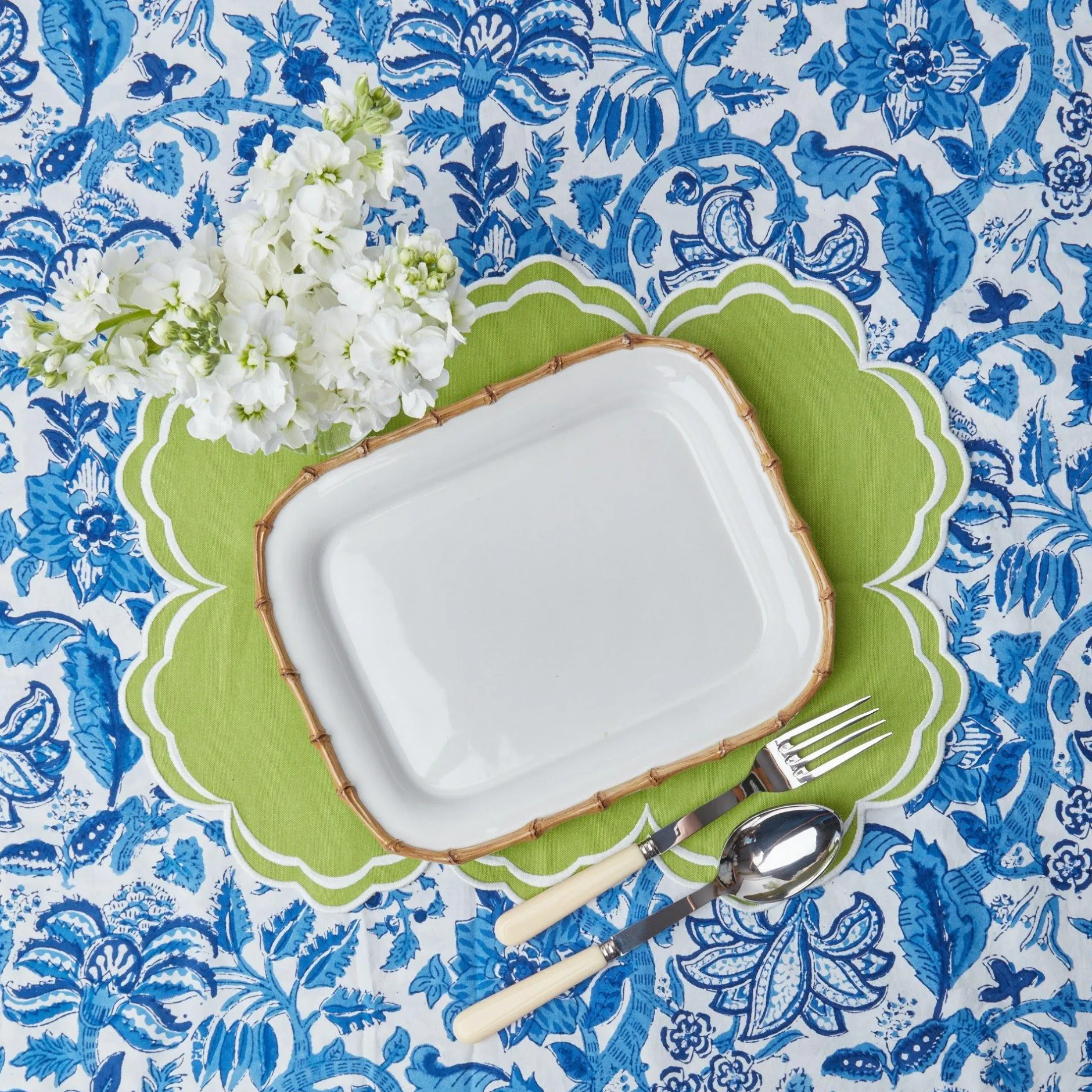 Online Mrs. Alice Ivory Serving Set