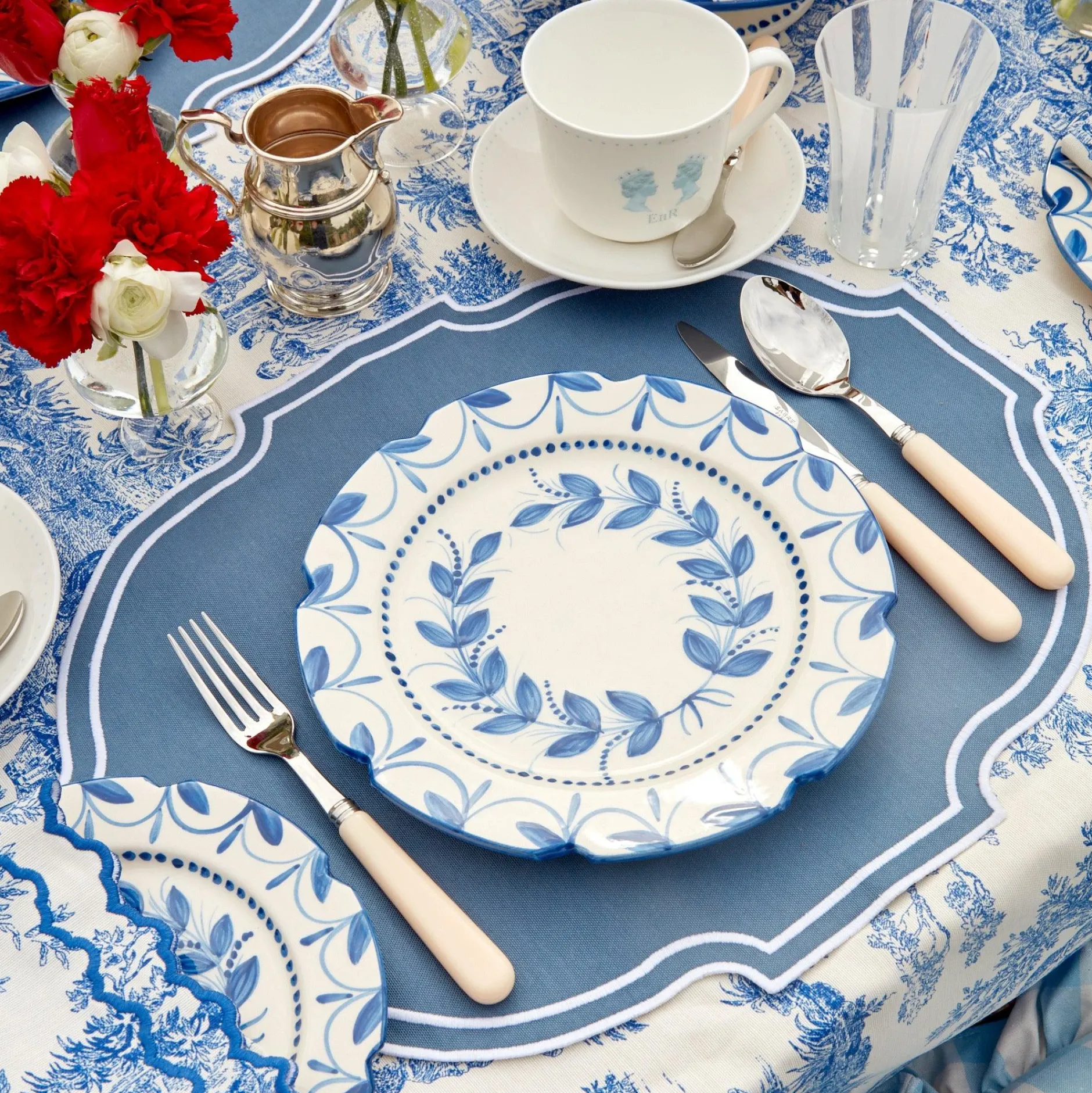 Hot Mrs. Alice Jubilee Breakfast Cup & Saucer