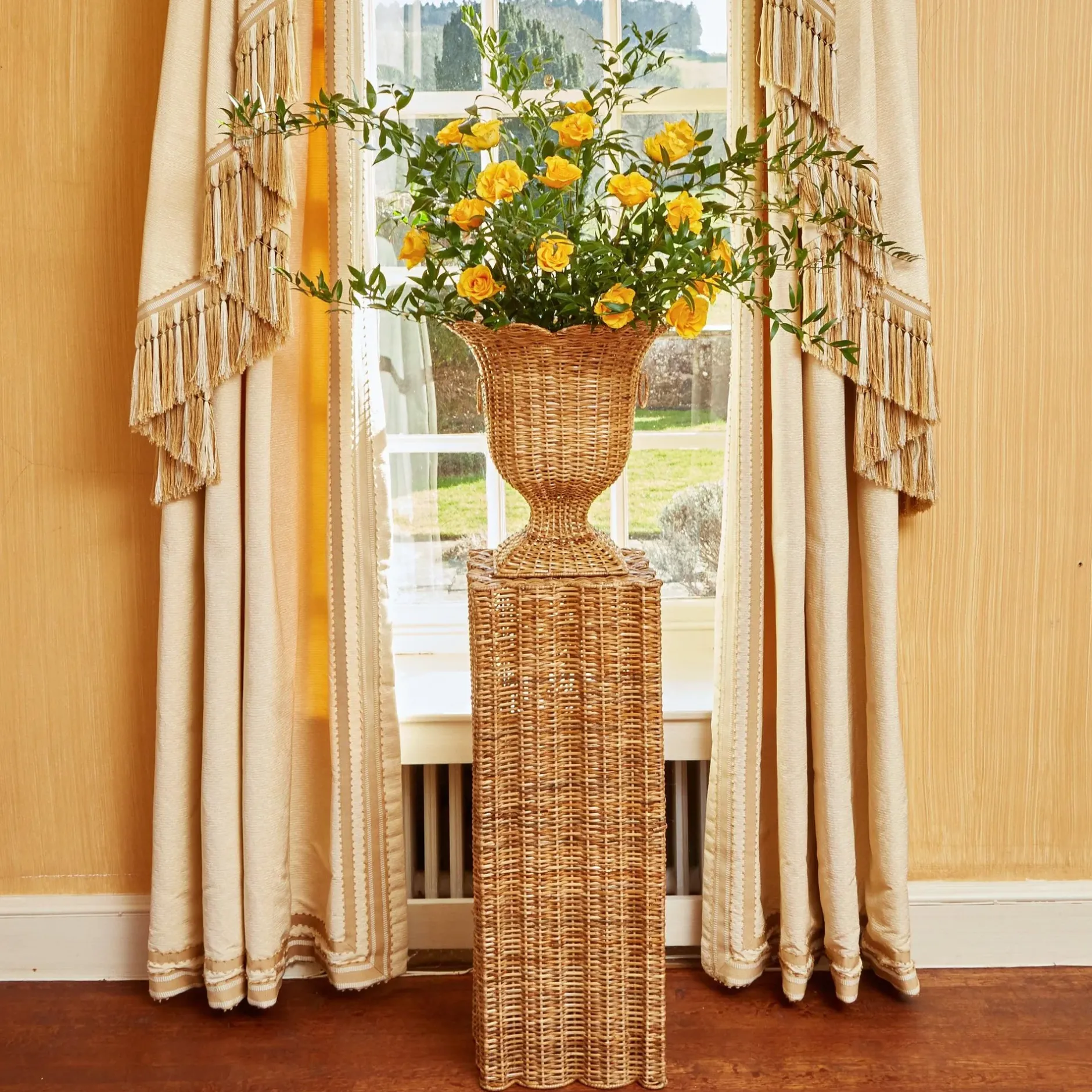 Discount Mrs. Alice Liliana Scalloped Rattan Urn