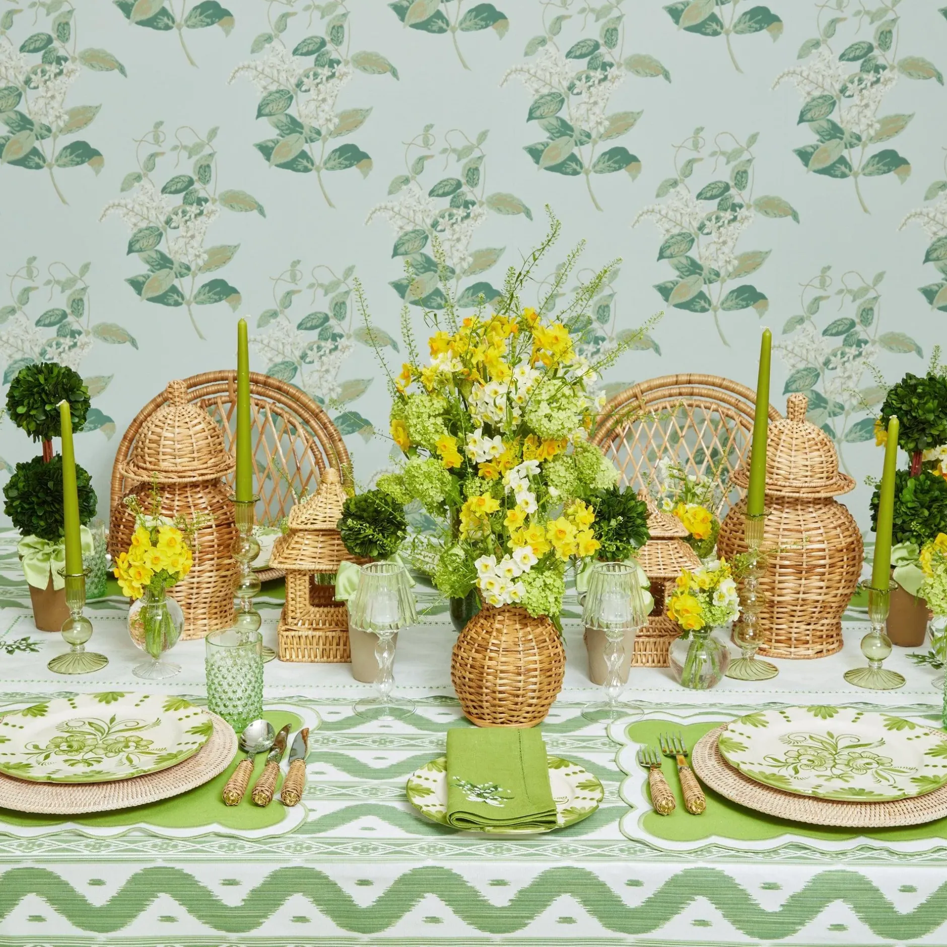 Best Mrs. Alice Lily Of The Valley Green Linen Napkins (Set Of 4)