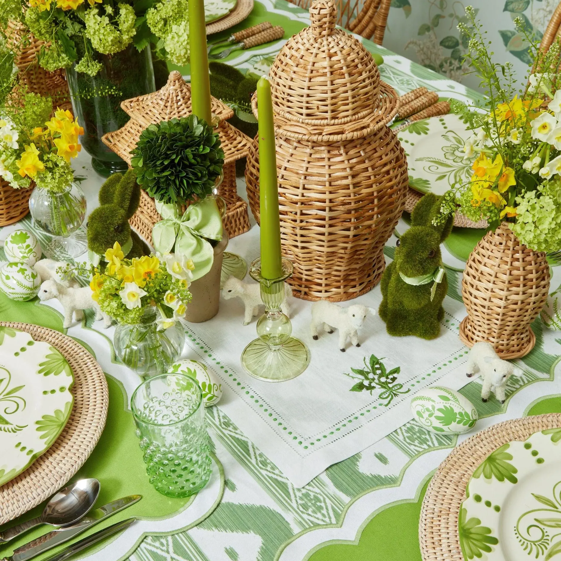 Sale Mrs. Alice Lily Of The Valley Table Runner