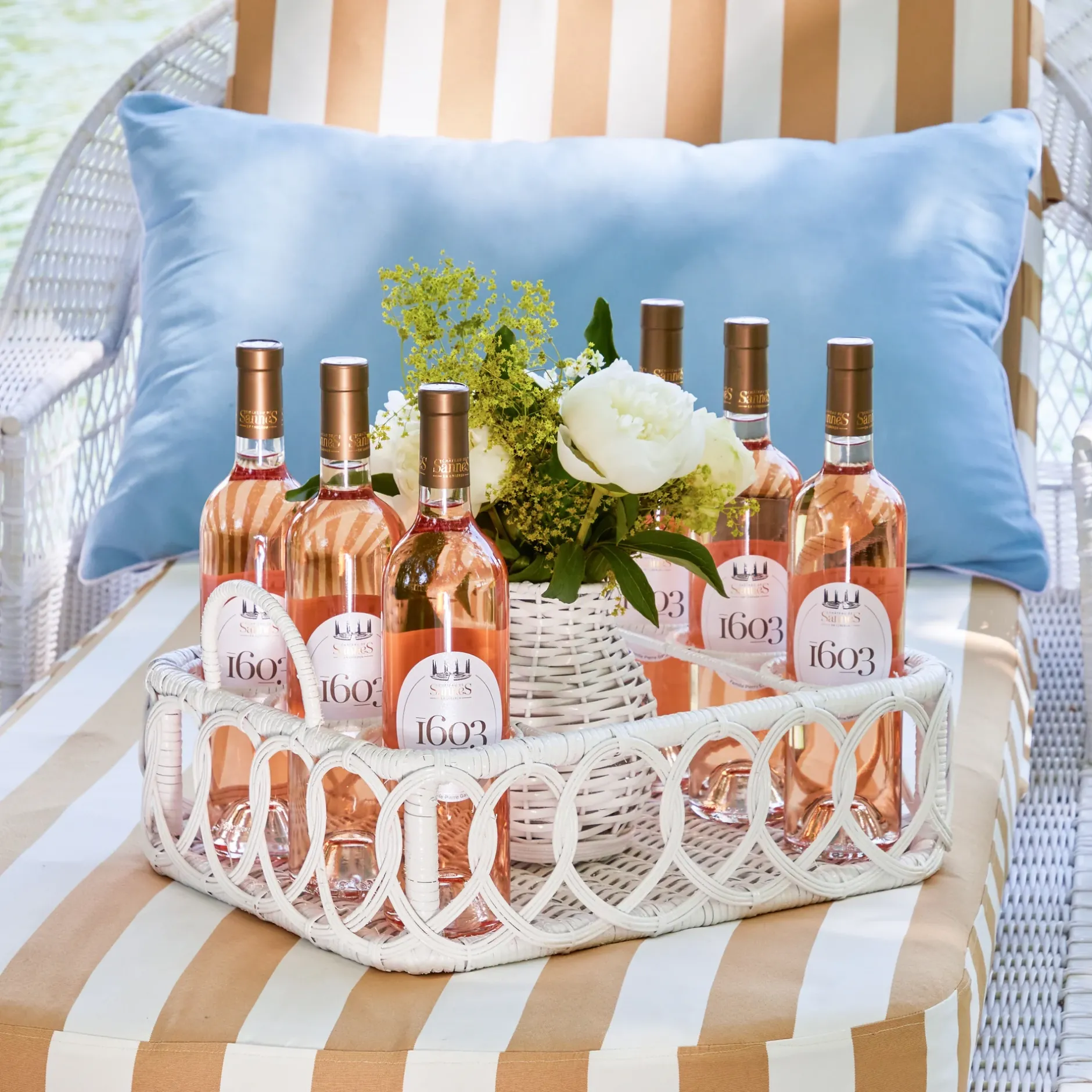 Discount Mrs. Alice Lorenzo White Rattan Drinks Tray