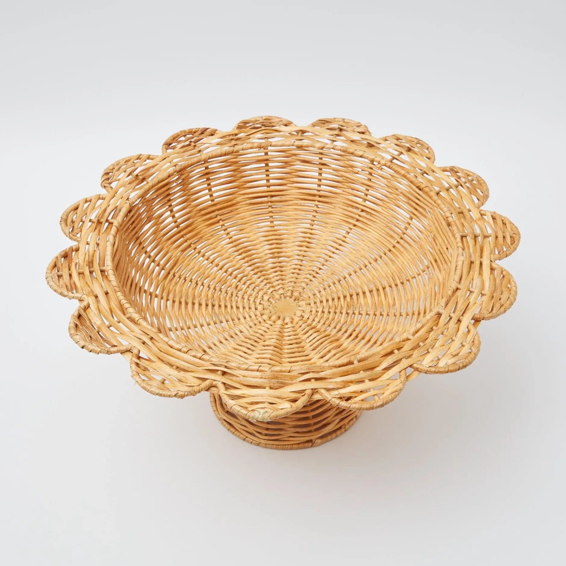 Online Mrs. Alice Luciana Rattan Scalloped Bowl