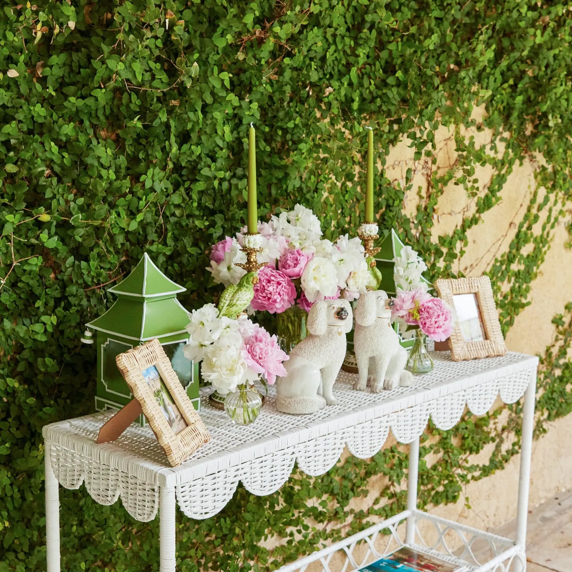 Online Mrs. Alice Madeleine White Rattan Scalloped Console Table