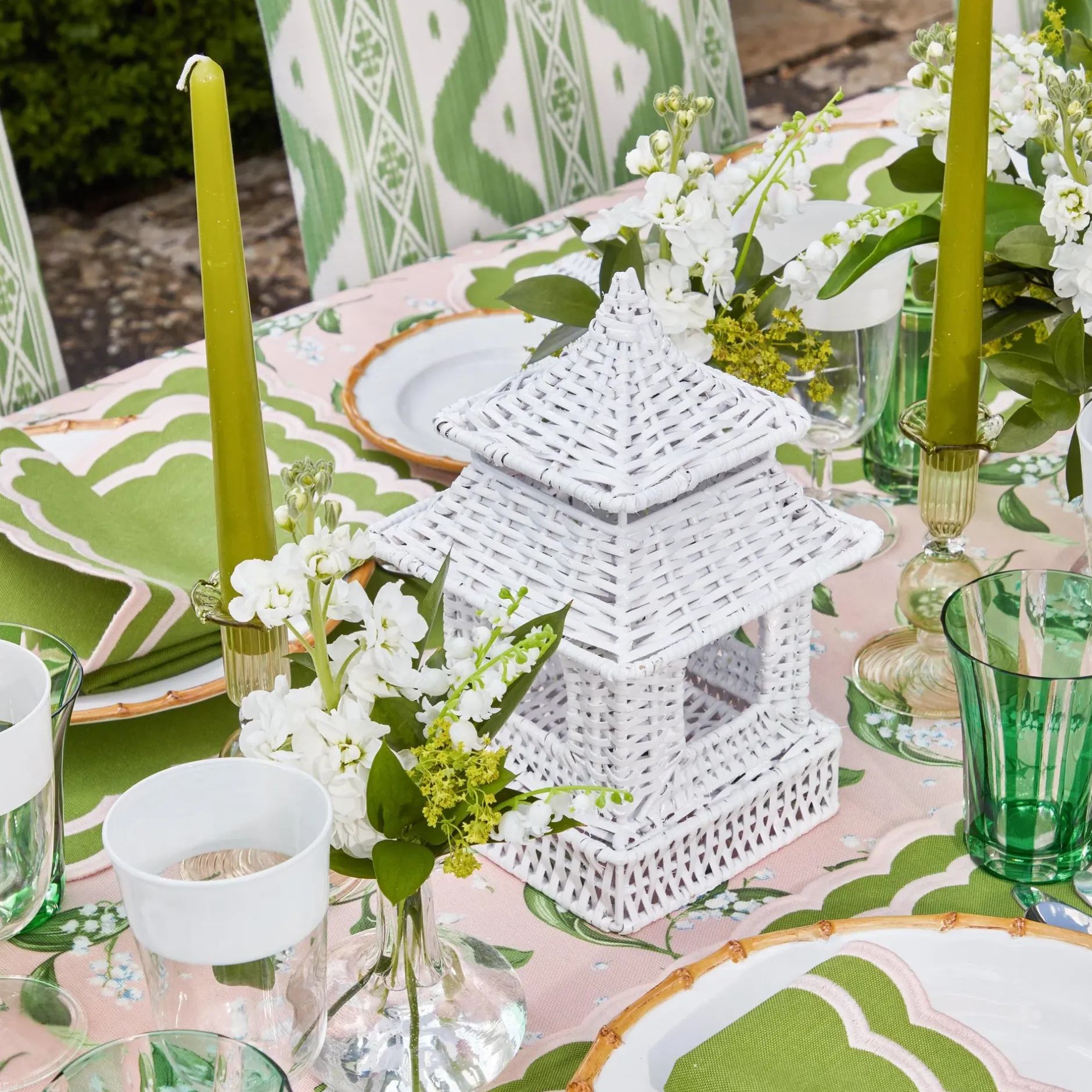 Outlet Mrs. Alice Mini White Rattan Pagoda Lanterns (Pair)