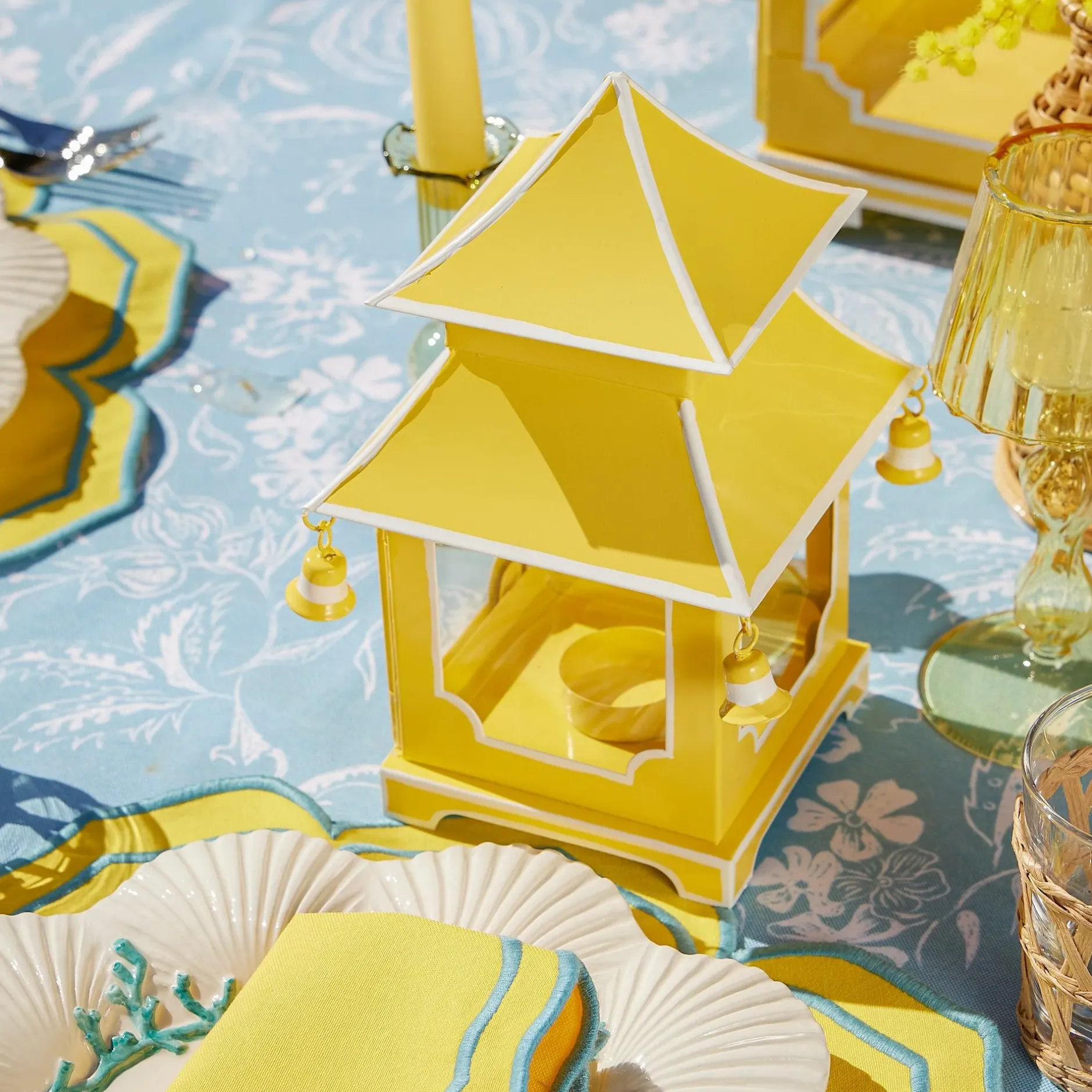 Outlet Mrs. Alice Mini Yellow Pagoda Lantern (Pair)