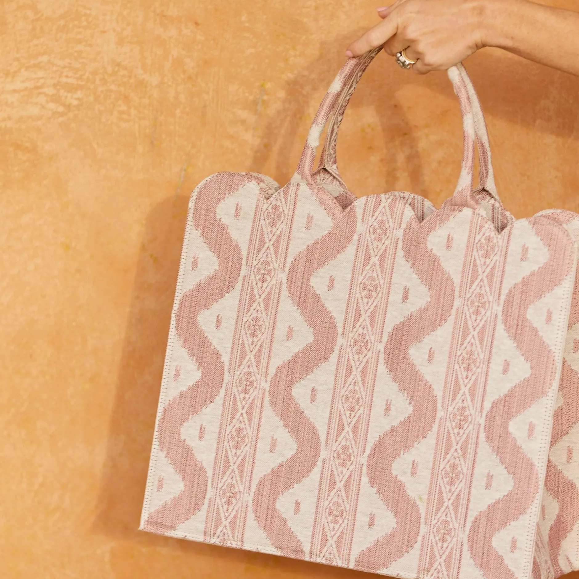 Online Mrs. Alice Tote Bag (Pink Ikat)
