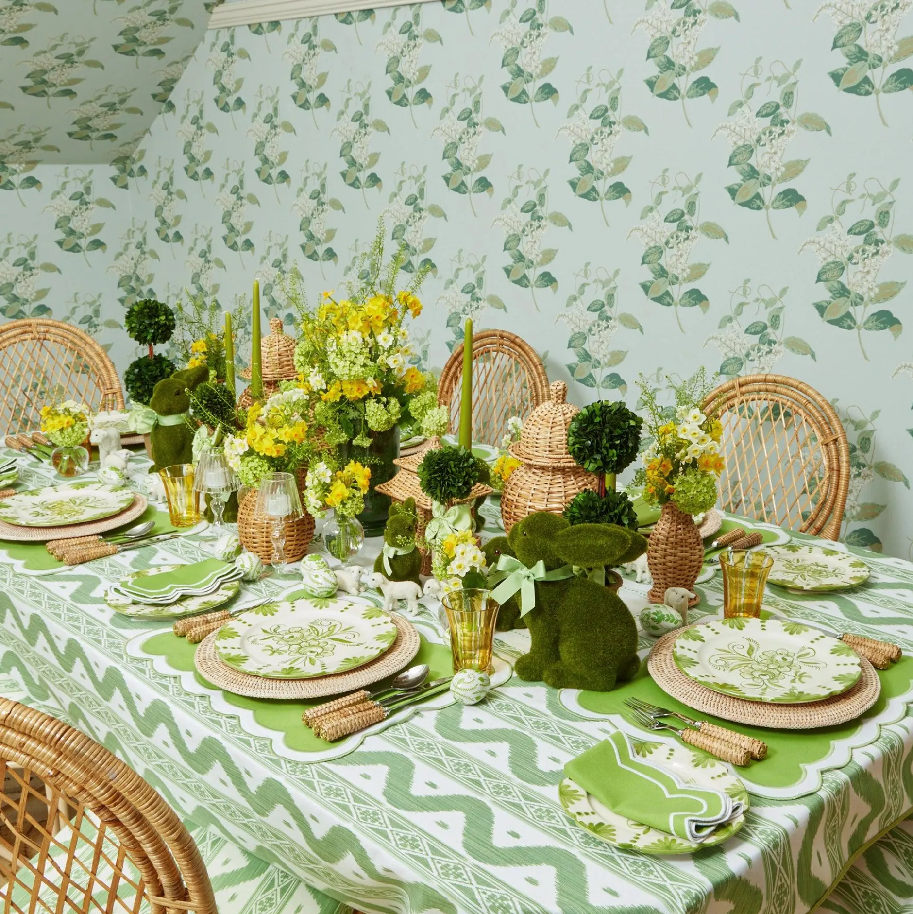 Hot Mrs. Alice Natural Rattan Decoration Set