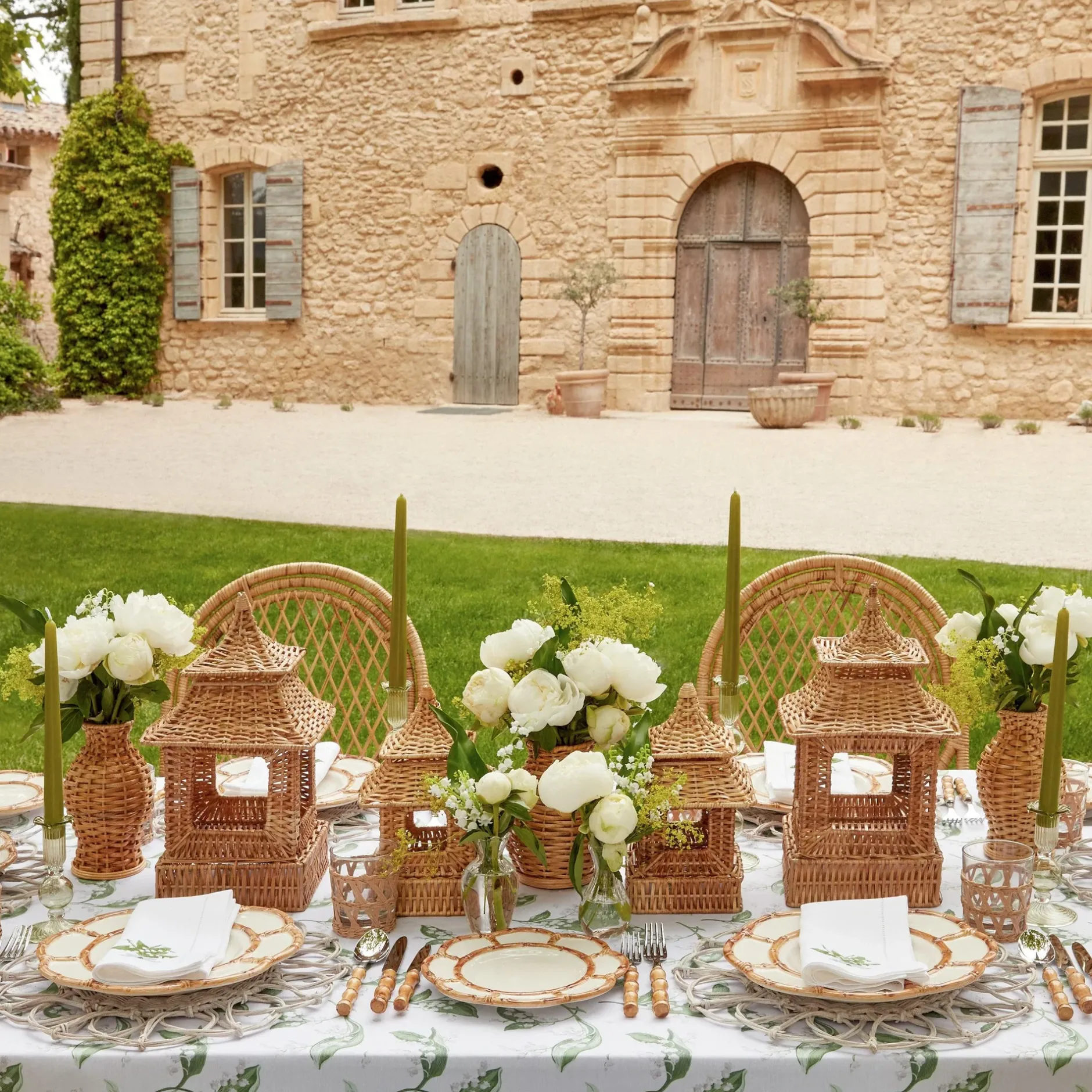 Hot Mrs. Alice Natural Rattan Pagoda Decoration Set
