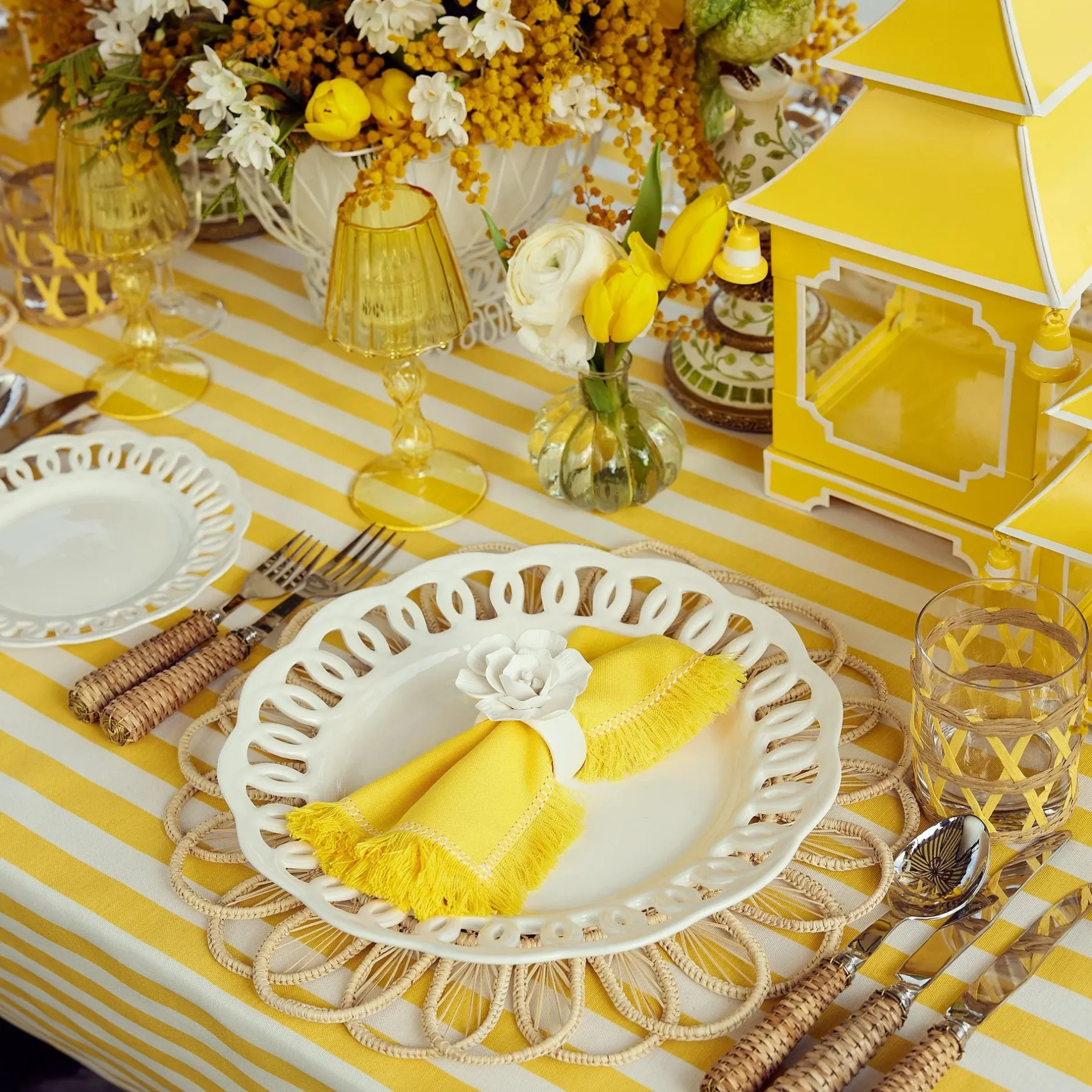 Sale Mrs. Alice Passalacqua Decoration Set