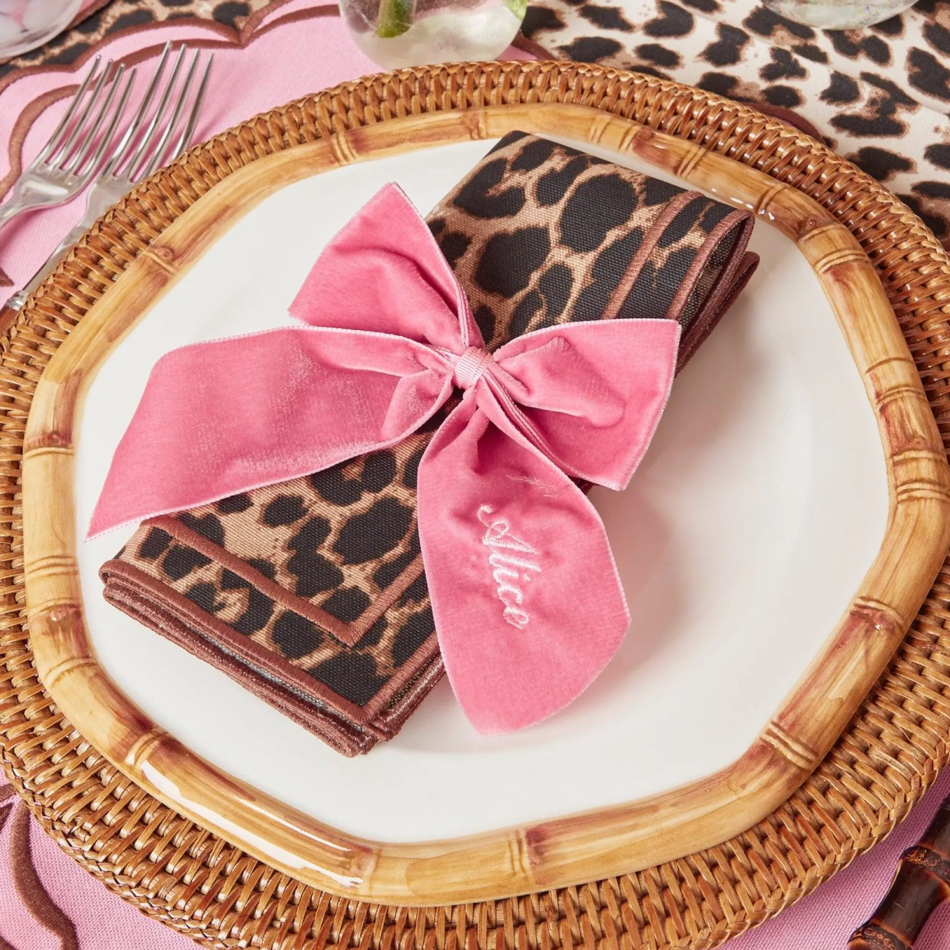 Hot Mrs. Alice Personalised Dusty Pink Napkin Bow