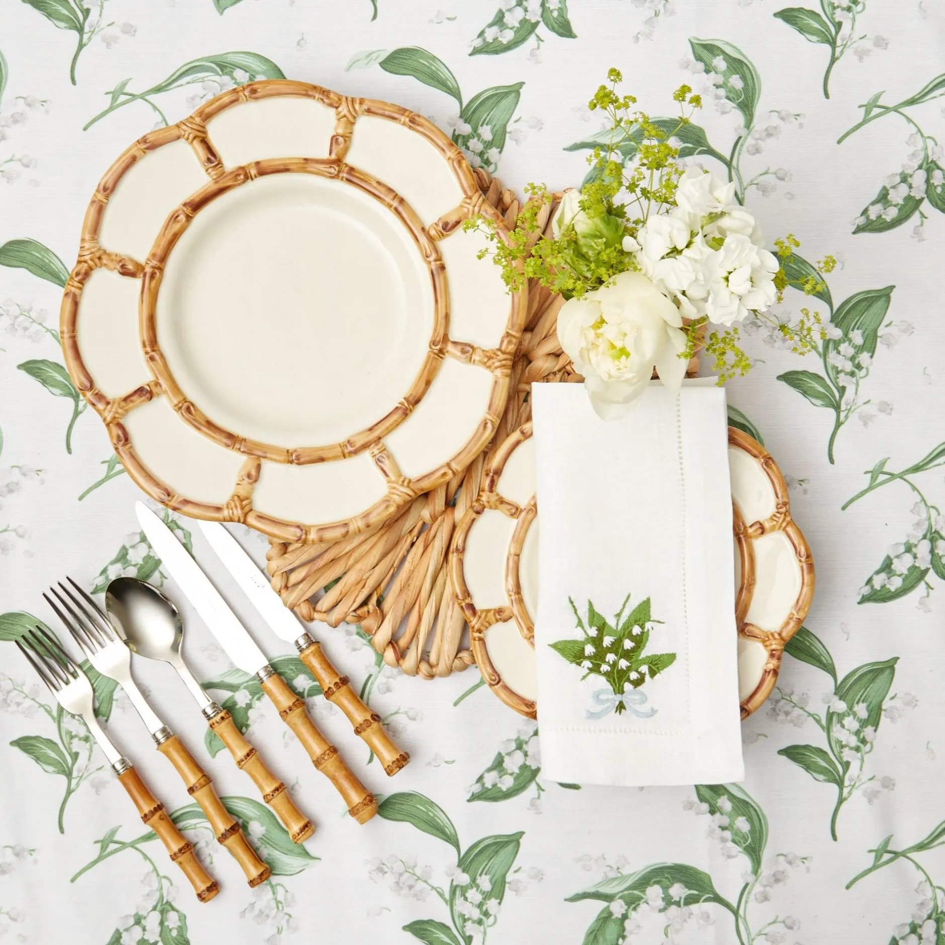 Hot Mrs. Alice Petal Bamboo Ceramic Dinner Plate