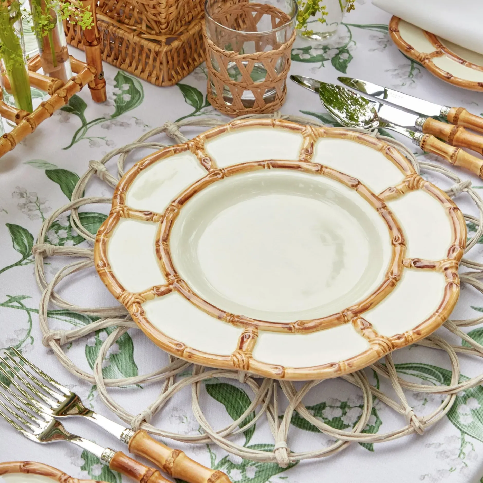 Outlet Mrs. Alice Petal Bamboo Ceramic Dinner & Starter Plates (Set Of 8)