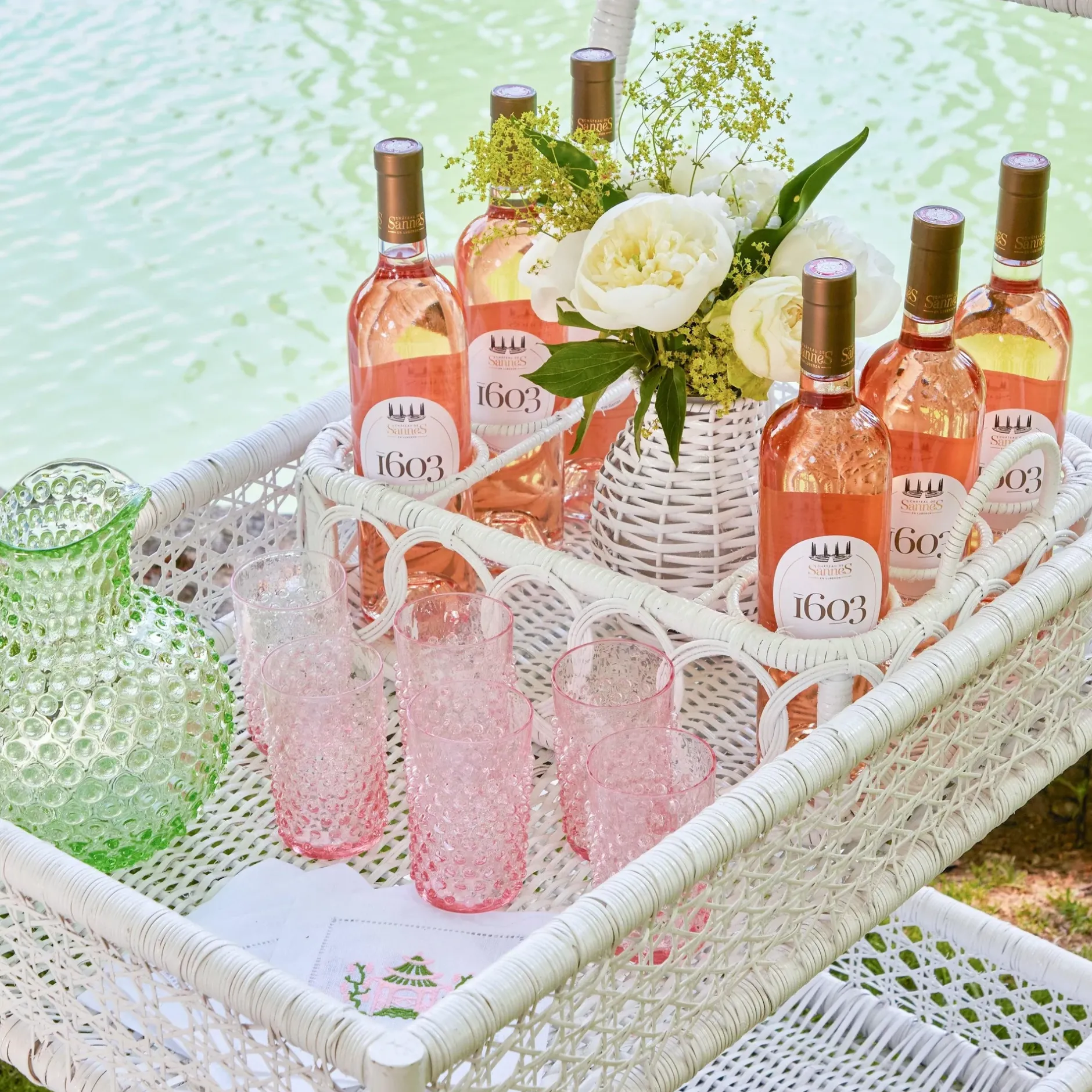New Mrs. Alice Pink & Green Pagoda Cocktail Napkins (Set Of 4)